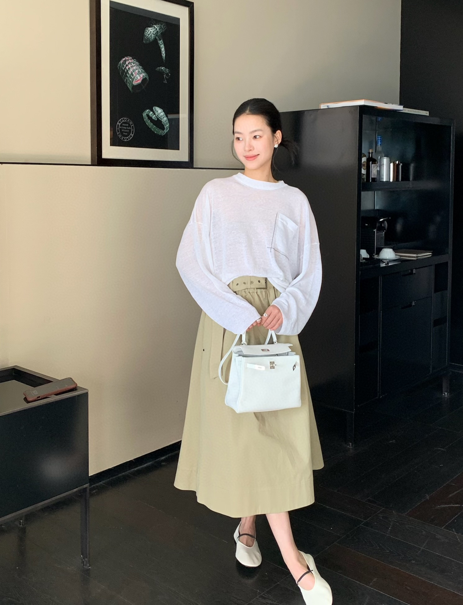 NO:447484,Brunello Cucin*lli 25Ss spring and summer new Italian old-fashioned tunic casual khaki skirt丨Exclusive yb development!  High-end production!  High waist style is super good, slimming and covering the flesh. Special selection of imported high-density ultra-fine twill cotton + nylon blended {textured and weighty}Different domestic blended cotton. Anyone who knows it will know you will wear it. S/M/L is available in stock, brunello cucinelli, skirts, alexander wang19860909Brunello Cucin*lli 25Ss春夏新款 意式老钱风束腰休闲卡其色半身裙丨独家yb开发！高版出品！高腰版型超好 显瘦遮肉 特别甄选进口高密超细斜纹棉+锦纶混纺｛有质感 有分量｝区别国产混纺棉 懂的都会知道你会穿 现货发售S/M/L,,brunello cucinelli,skirts,alexander wang,Women's clothing