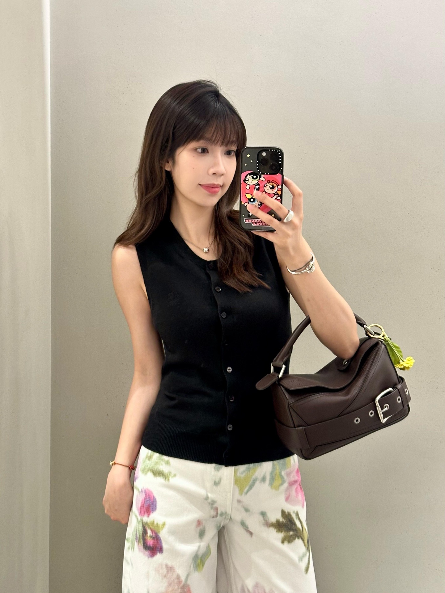 NO:459924,The soft, glutinous and delicate texture is invincible!  A fashionable girl with age-reducing temperament must be included in a super stacking artifact!  Gao Zhi retro and casual style. The style is versatile and not picky, alexander wang19860909软糯细腻质感无敌赞！减龄少女气质时髦精必入超级叠搭神器！高智复古随性风.版型百搭不挑人,,alexander wang,Women's clothing