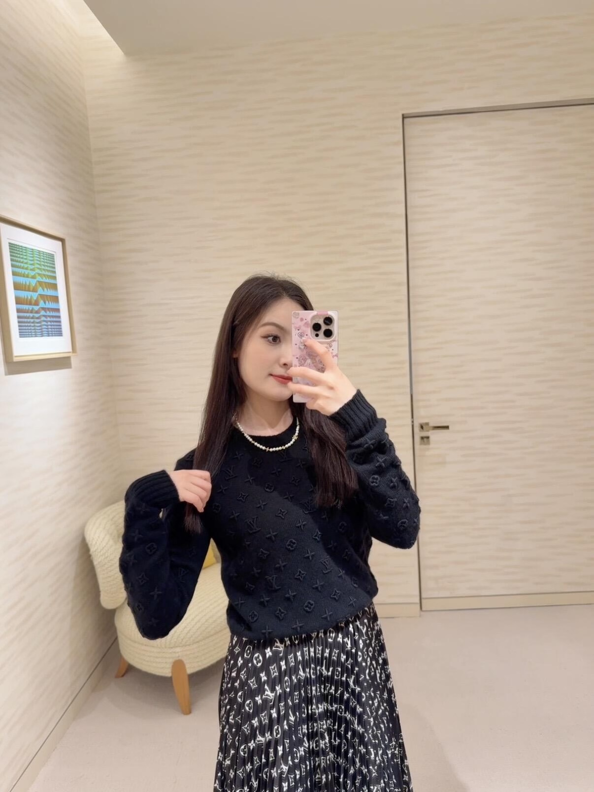 Louis Vuitton 3D Embossed Logo Cashmere Sweater, Early Autumn Collection 9 i1757748849599 3992 0 7