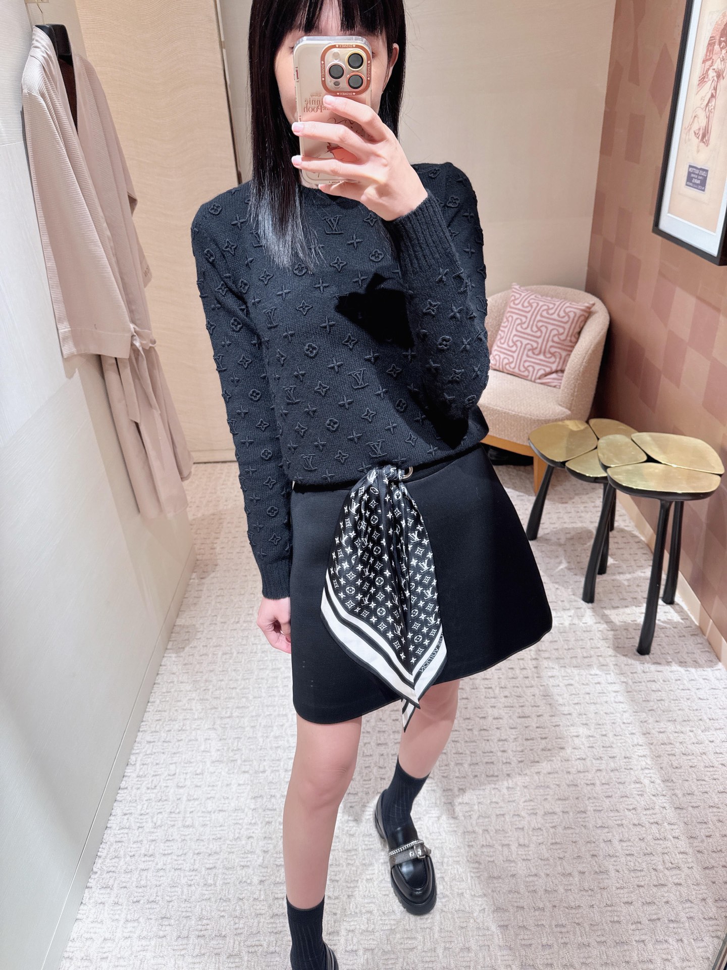 Louis Vuitton 3D Embossed Logo Cashmere Sweater, Early Autumn Collection 2 i1757748851138 4904 0 0