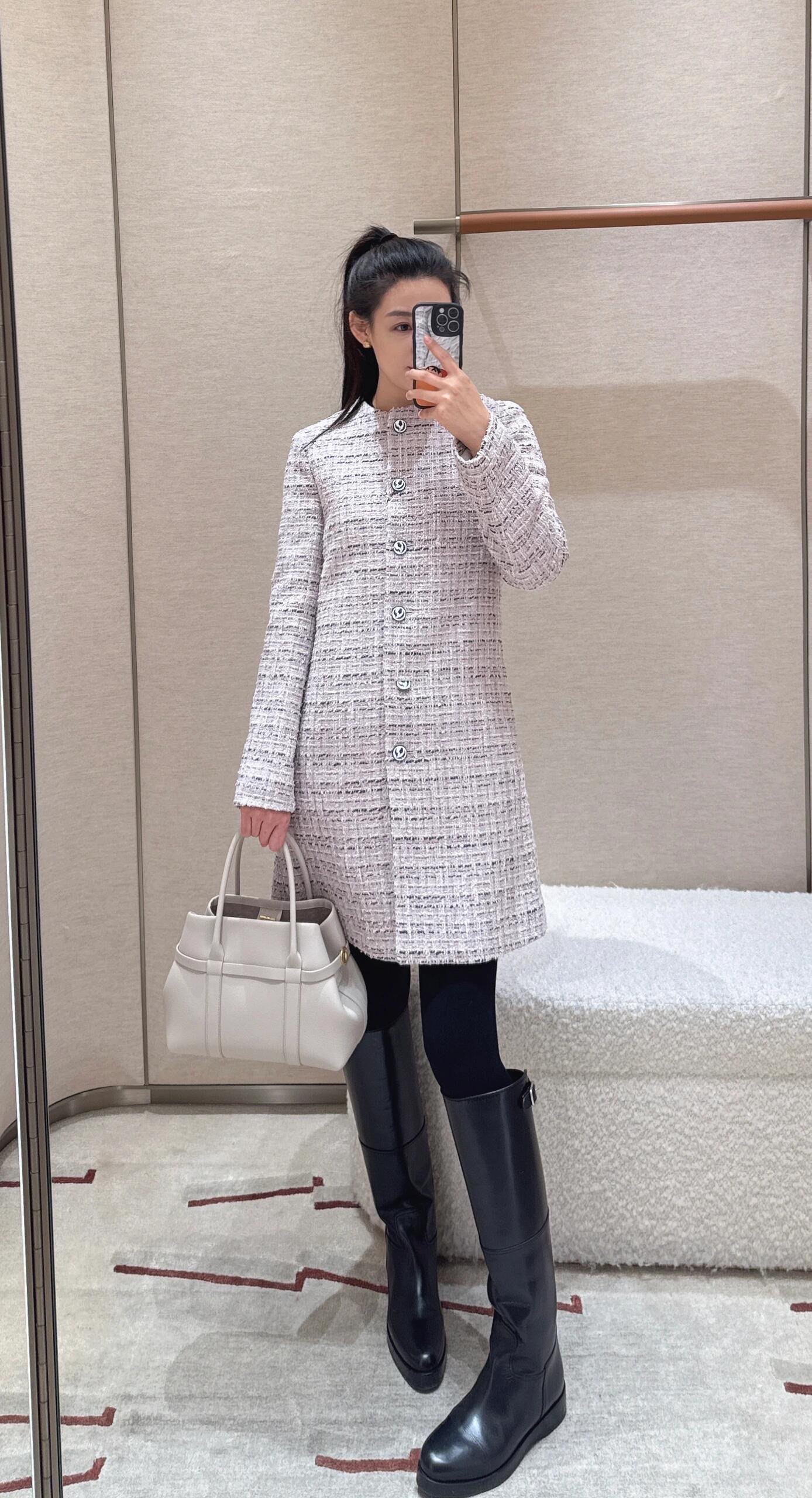 Elegant Tweed Coat: French Style Outerwear for Autumn/Winter 1 i1757932804265 1656 0 0