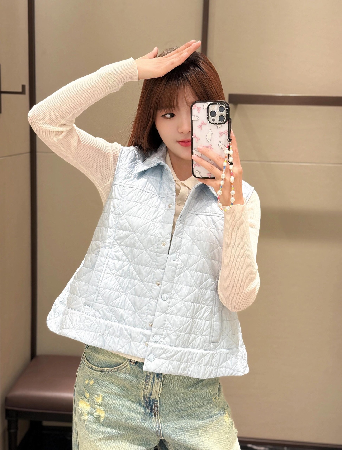 NO:505194,Moncl* 25Fw early autumn new style diamond quilted cotton jacket vest | exclusive yb development!  High-end production!  The waistline design of the small lining collar is just right, the A-shaped cut style is versatile and not picky, it is casual and handsome, age-reducing, light and warm, can be easily worn as a coat layer, the first choice for layering in autumn and winter. S/M/L,, jackets & coats, alexander wang19860909Moncl* 25Fw早秋新款 菱格绗缝棉服小马甲丨独家yb开发！高版出品！小衬领腰线设计恰到好处,A字剪裁版型百搭不挑人,休闲帅气减龄感,轻盈保暖可轻松作为外套叠搭穿着,秋冬叠穿首选 现货发售S/M/L,,jackets & coats,alexander wang,Women's clothing