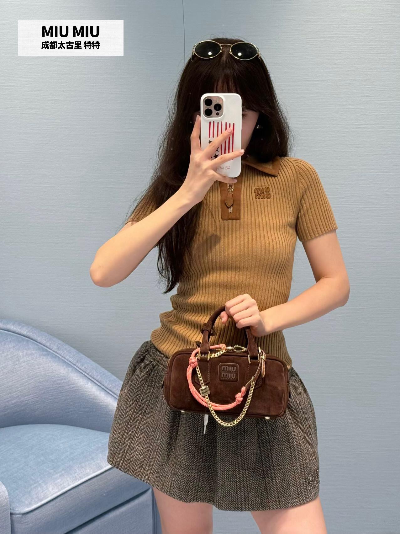 Miu Miu Ribbed Knit Cashmere Blend Polo Sweater - Chic Fall Essential 5 i1759208038749 8300 0 3