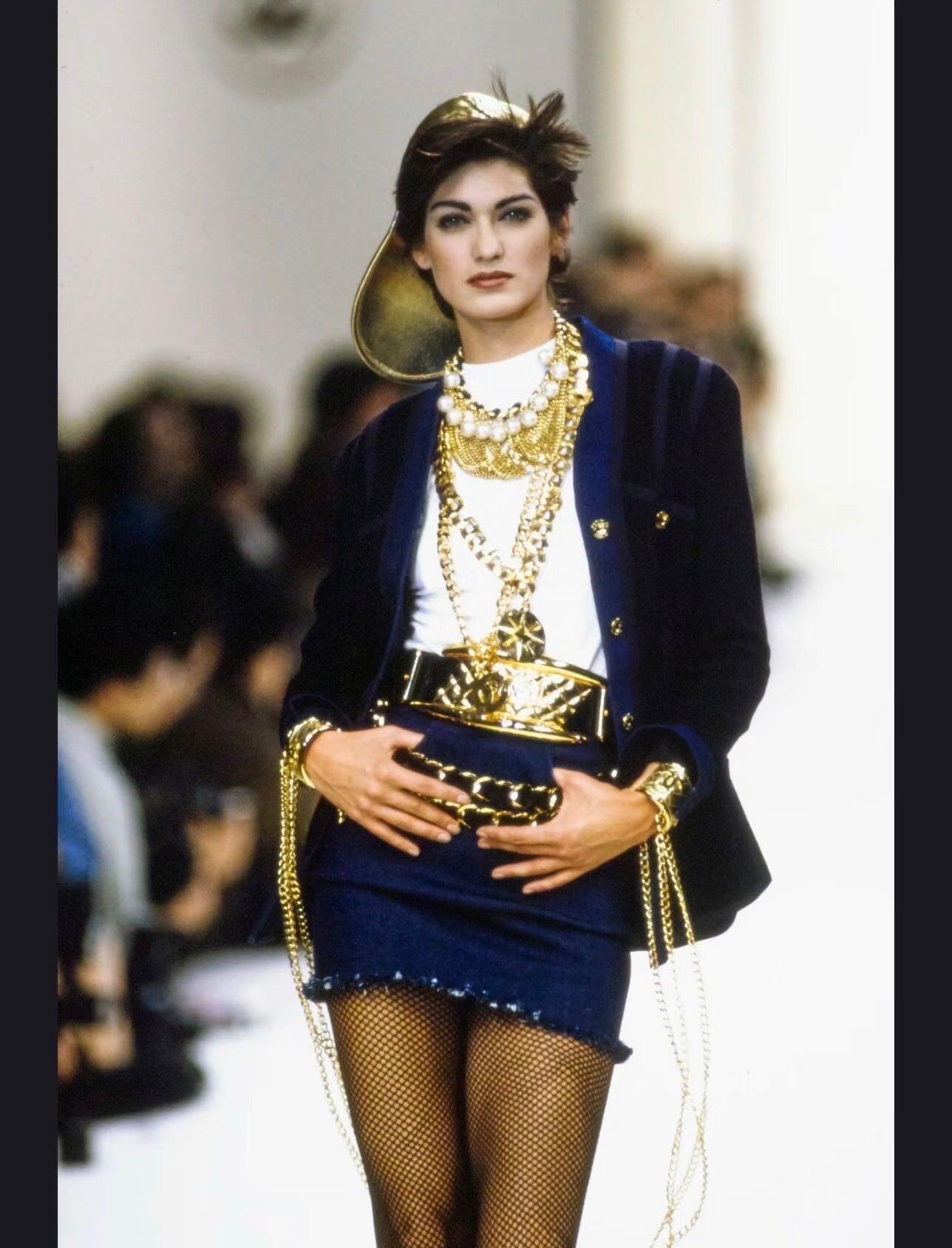 NO:687326,pictorial weekly,19860909画报周刊,,,Women's clothing