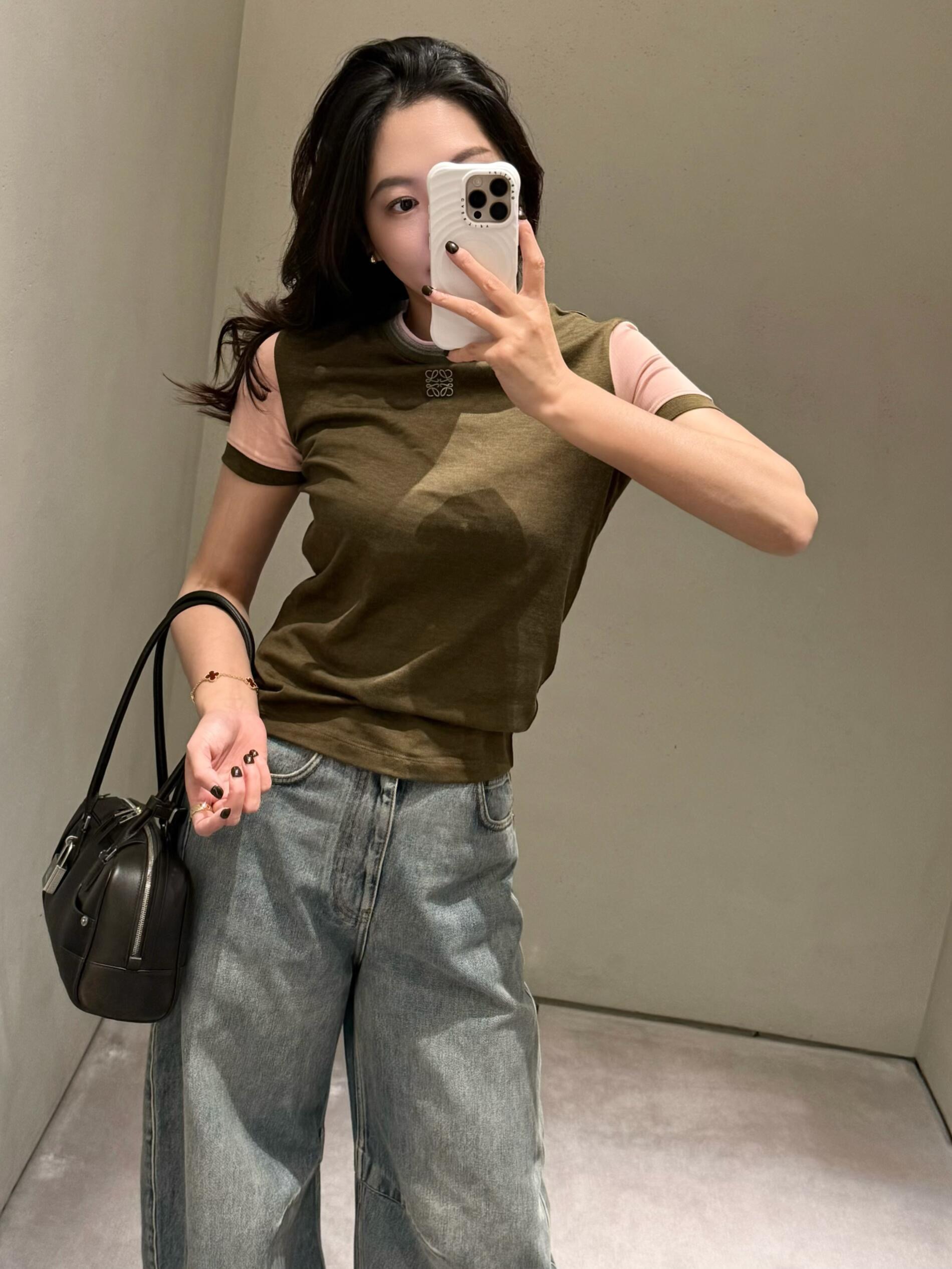 로에베 컬러 블록 아나그램 자수 코튼 반팔 티셔츠 26 SS 상세 이미지 7