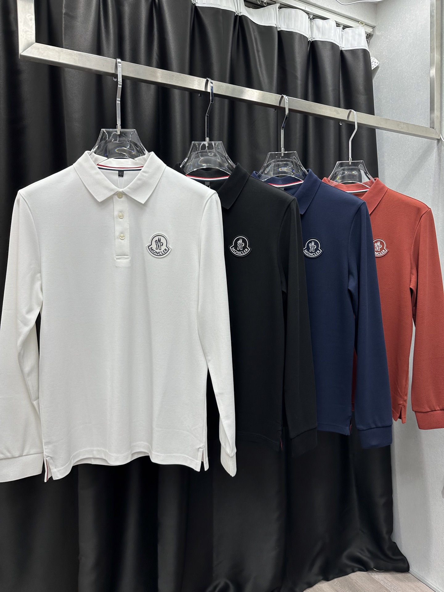 NO:644296,Moncler Moncler Mouth Mouth Mercerized Tencel Cotton Hot Products Recommended POLO High-end Customized New Style Simple Business Luxurious Polo Business Casual High-end Mercerized Pearl Cotton Original Customized Imported Yarn Dyed Lightweight Breathable Upper Body Silky and Comfortable High-end Atmosphere Classic Versatile Code Number.M48-4XL58,,Moncler,alexander wang19860909Moncler蒙口丝光天丝棉 爆品相推荐 POLO高端订制新款简约商务 奢华感Polo 商务休闲高端丝光珠地棉原版定制进口纱线色染轻薄透气 上身丝滑舒适 高端大气经典百搭 码数.M48-4XL58,,Moncler,alexander wang,Men's clothing