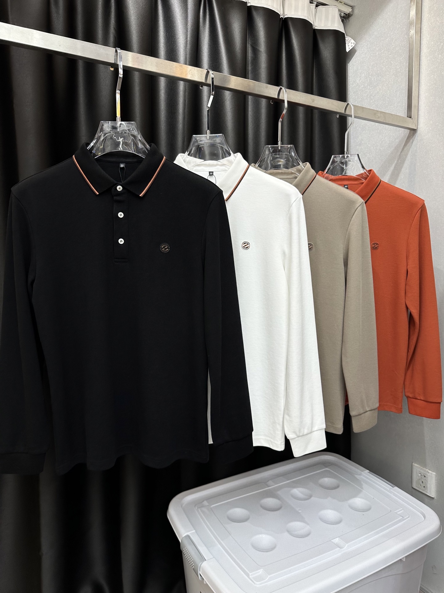 NO:644308,ZZENGA Zegna mercerized Tencel cotton hot product recommendation POLO high-end customized new simple business luxury Polo business casual high-end mercerized pearl cotton original custom imported yarn dyeing light and breathable upper body silky and comfortable high-end atmosphere classic versatile code number.M48-4XL58,,zegna,alexander wang19860909ZZENGA杰尼亚丝光天丝棉 爆品相推荐 POLO高端订制新款简约商务 奢华感Polo 商务休闲高端丝光珠地棉原版定制进口纱线色染轻薄透气 上身丝滑舒适 高端大气经典百搭 码数.M48-4XL58,,zegna,alexander wang,Men's clothing