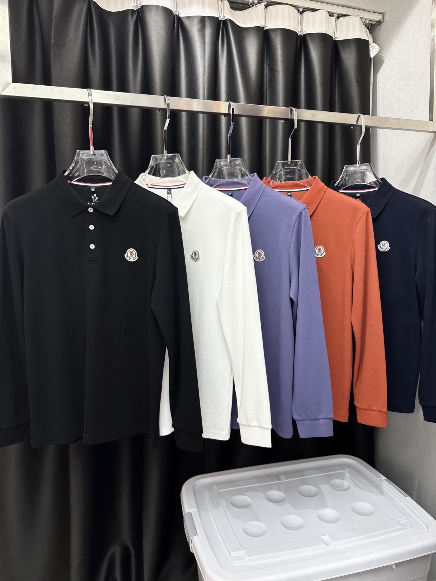 NO:644299,MONCLER Mouth Mouth Mercerized Tencel Cotton Hot Products Recommended POLO High-end Customized New Simple Business Luxurious Polo Business Casual High-end Mercerized Pearl Cotton Original Customized Imported Yarn Dyed Lightweight Breathable Upper Body Silky and Comfortable High-End Atmosphere Classic Versatile Code Number.M48-4XL58,,Moncler,alexander wang19860909MONCLER蒙口丝光天丝棉 爆品相推荐 POLO高端订制新款简约商务 奢华感Polo 商务休闲高端丝光珠地棉原版定制进口纱线色染轻薄透气 上身丝滑舒适 高端大气经典百搭 码数.M48-4XL58,,Moncler,alexander wang,Men's clothing