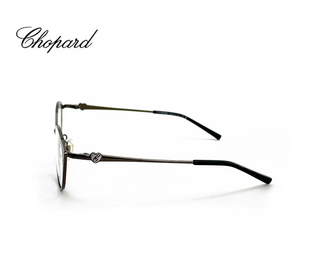 。 𝘾𝙃𝙊𝙋𝘼𝙍𝘿MOD：VCHF69JSize：54口18 140