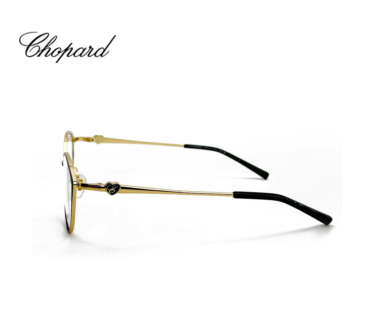 。 𝘾𝙃𝙊𝙋𝘼𝙍𝘿MOD：VCHF69JSize：54口18 140