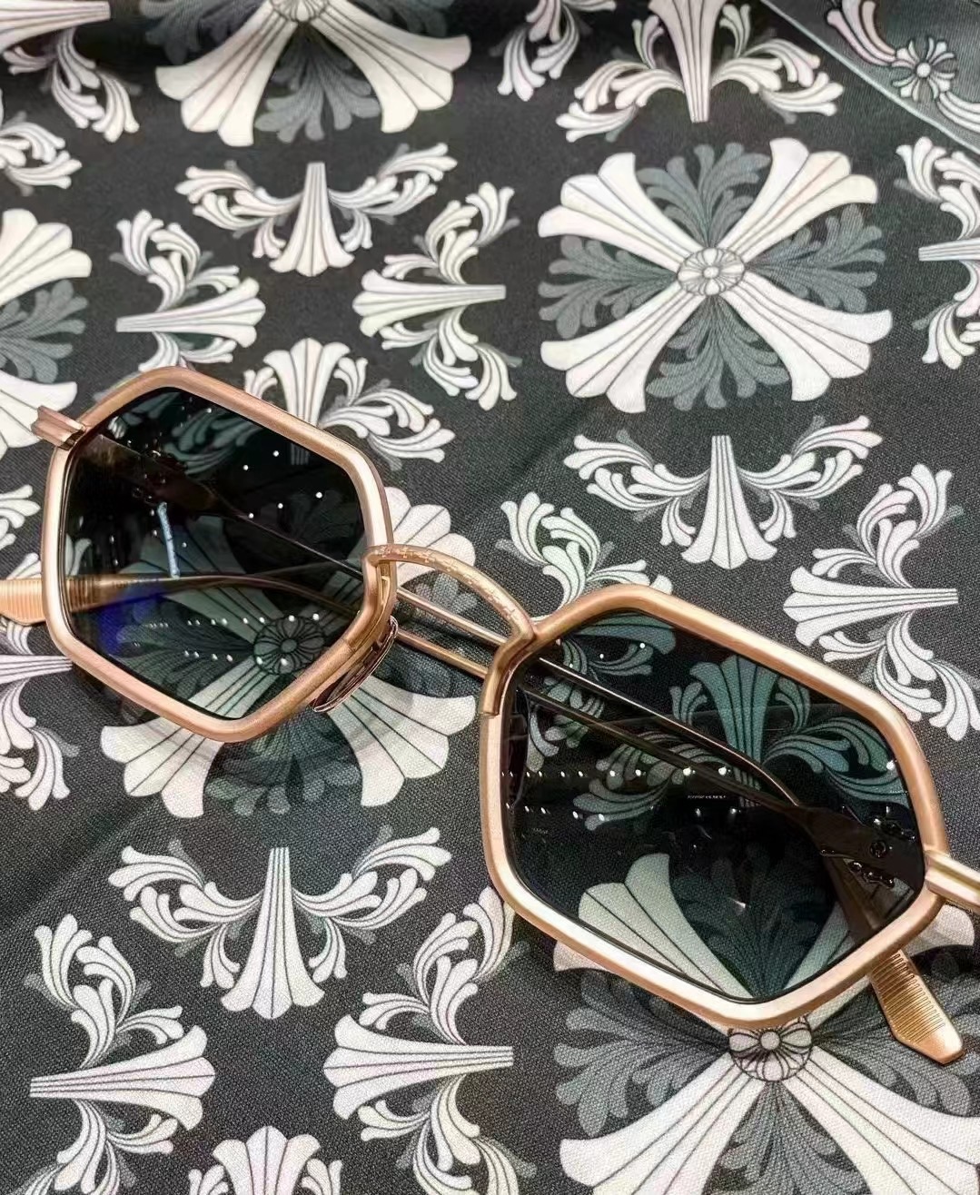 𝘾𝙃𝙍𝙊𝙈𝙀 𝙃𝙀𝘼𝙍𝙏MOD：DATA SSSize：52口22-140