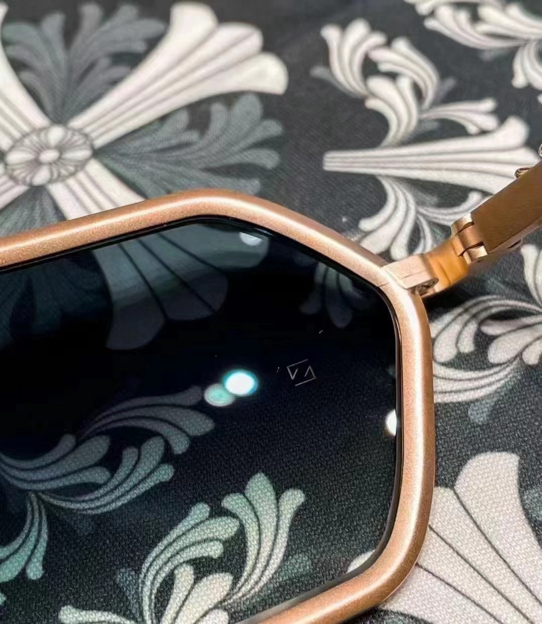 𝘾𝙃𝙍𝙊𝙈𝙀 𝙃𝙀𝘼𝙍𝙏MOD：DATA SSSize：52口22-140