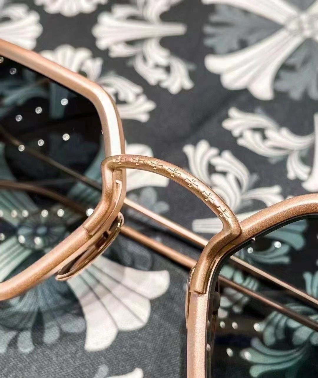 𝘾𝙃𝙍𝙊𝙈𝙀 𝙃𝙀𝘼𝙍𝙏MOD：DATA SSSize：52口22-140