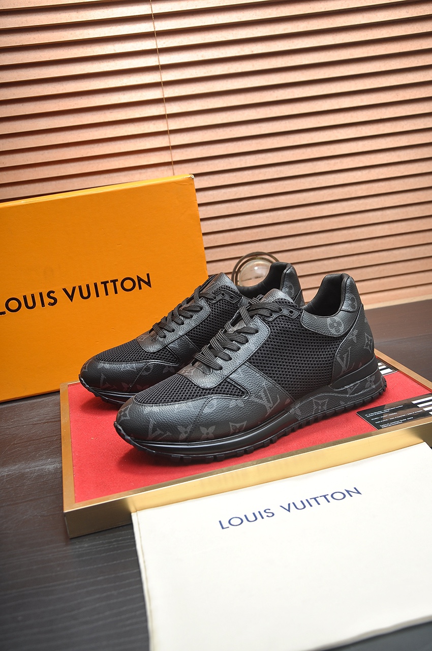 出厂价360💶【LOUIS VUITTON）（原单）新款🍀LV路易威登 *——顶级版本 LV经典潮鞋！选用进口原版牛皮  水染牛皮内里.原版耐磨橡胶大底！高品质精品！码数38-45(45定做)