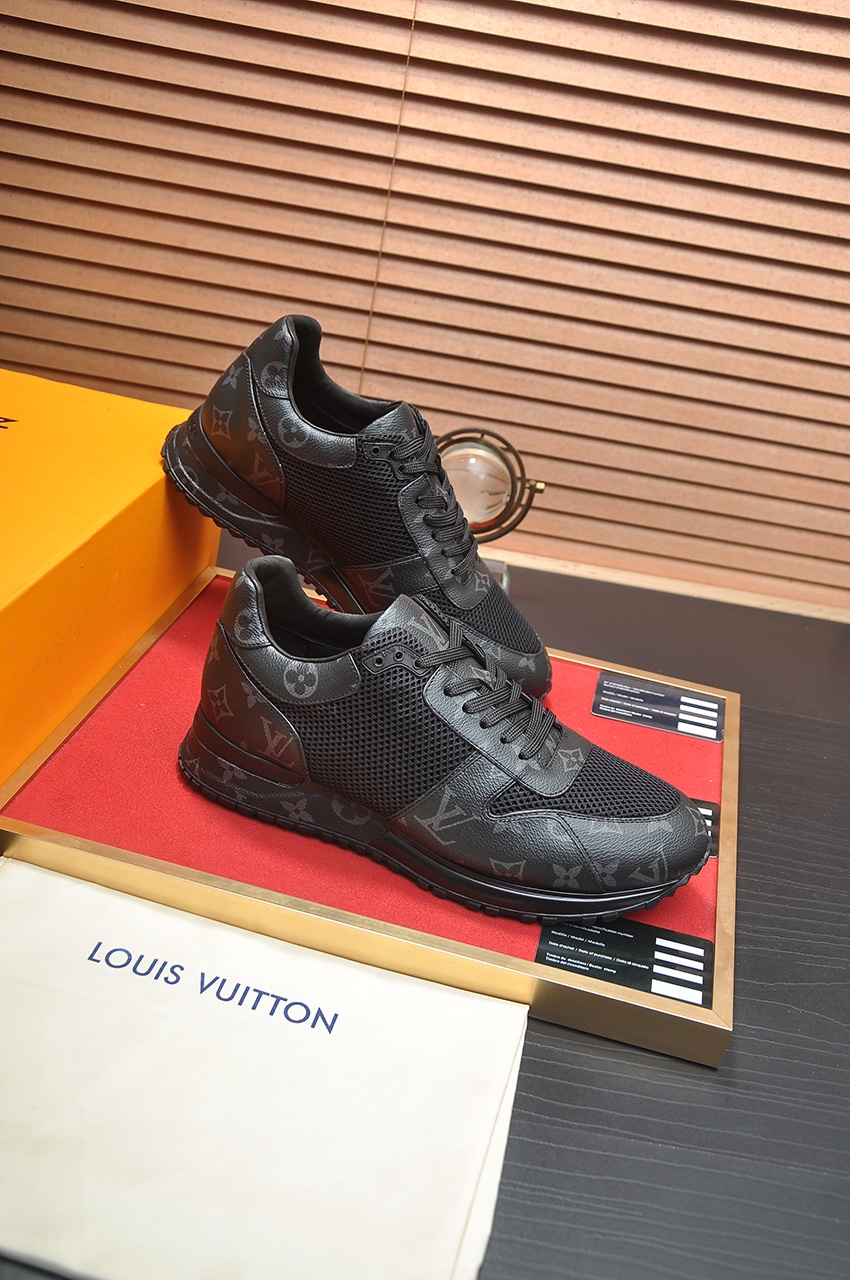 出厂价360💶【LOUIS VUITTON）（原单）新款🍀LV路易威登 *——顶级版本 LV经典潮鞋！选用进口原版牛皮  水染牛皮内里.原版耐磨橡胶大底！高品质精品！码数38-45(45定做)