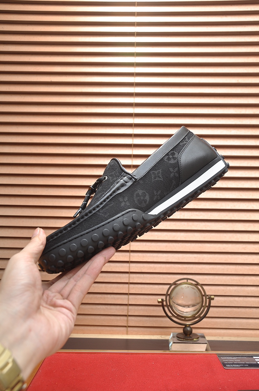 Louis Vuitton Men's Leather Loafers: Classic Style & Comfort, Sizes 39-45 6 i1721408059 931 1