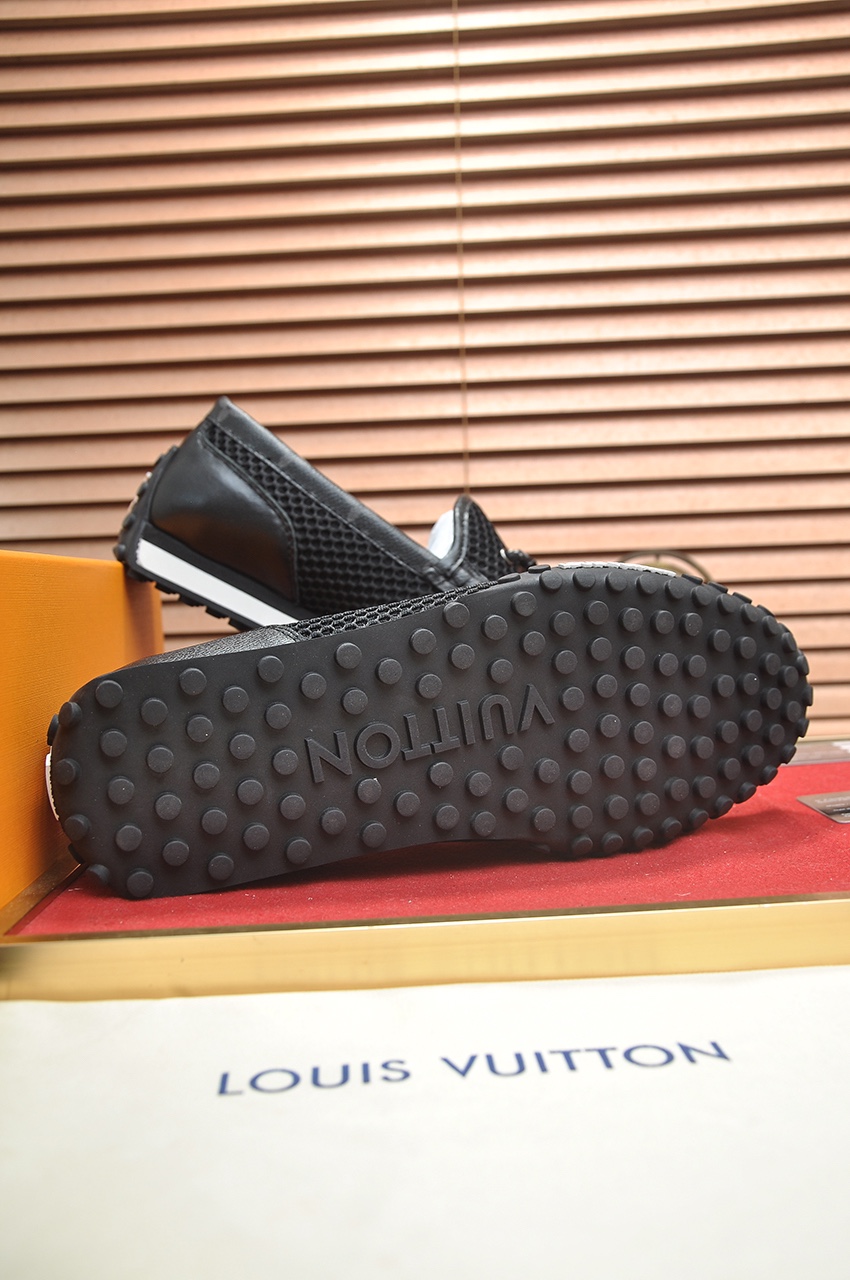 Louis Vuitton Men's Black Leather Loafers, Classic Style, Sizes 39-45 8 i1721408089 5077 1