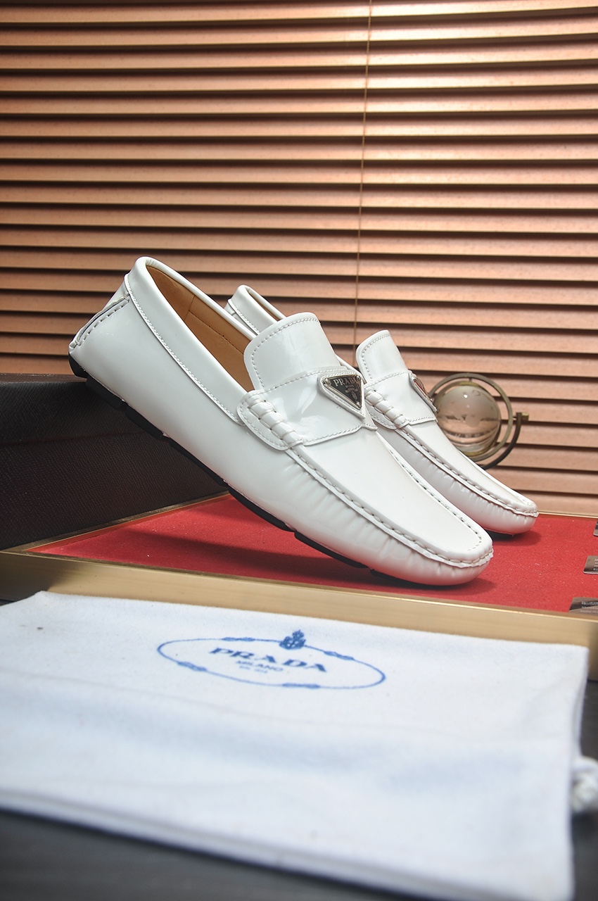 Prada Leather Loafers - Classic Style, Premium Leather, Comfortable Fit 3 i1725035163 5716 8