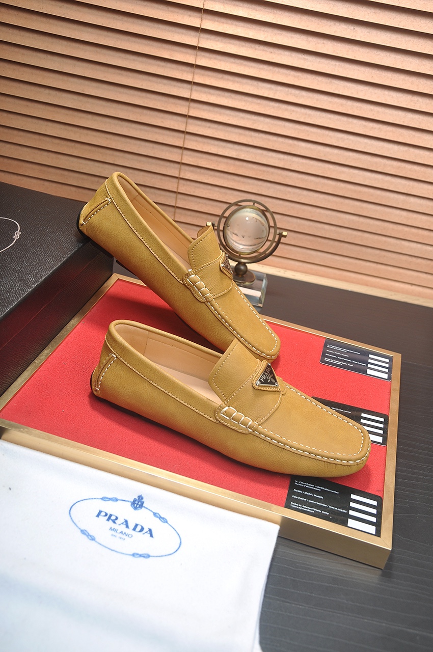 Prada Leather Loafers: Original Leather,Comfortable, and High-Quality 7 i1725035224 9781 4