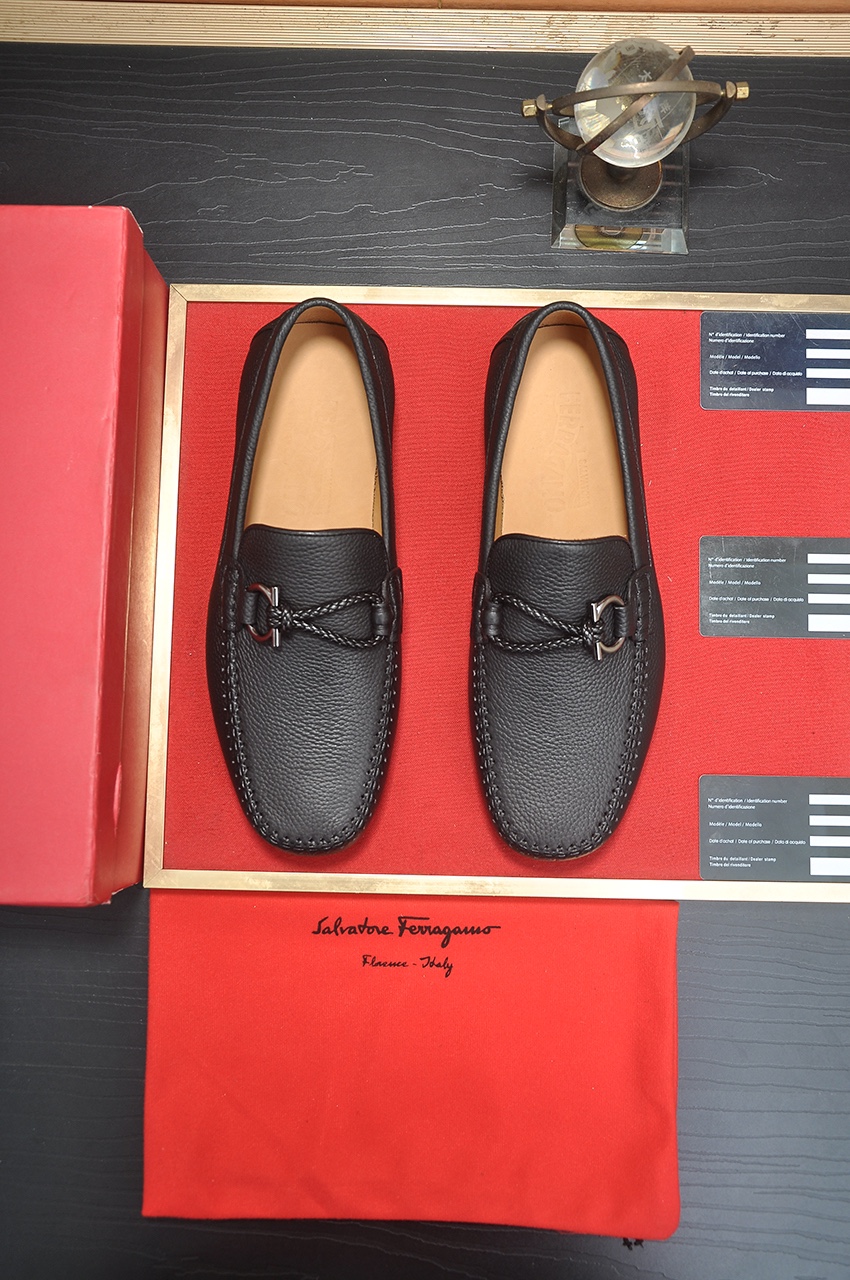 NO:897799,[Ferragamo/Ferragamo] The latest model in the counter is hand-woven from imported high-quality cowhide with open edges + imported cowhide + original luxury metal buckle + original combination outsole, no pressure, 38--44,,ferragamo,cowhide19860909【Ferragamo/菲拉格幕】专柜最新款原版进口开边上乘牛皮手工编织成+进口牛里+原版奢华金属扣+原版组合大底对比无压力 38--44,,ferragamo,cowhide,Men's shoes