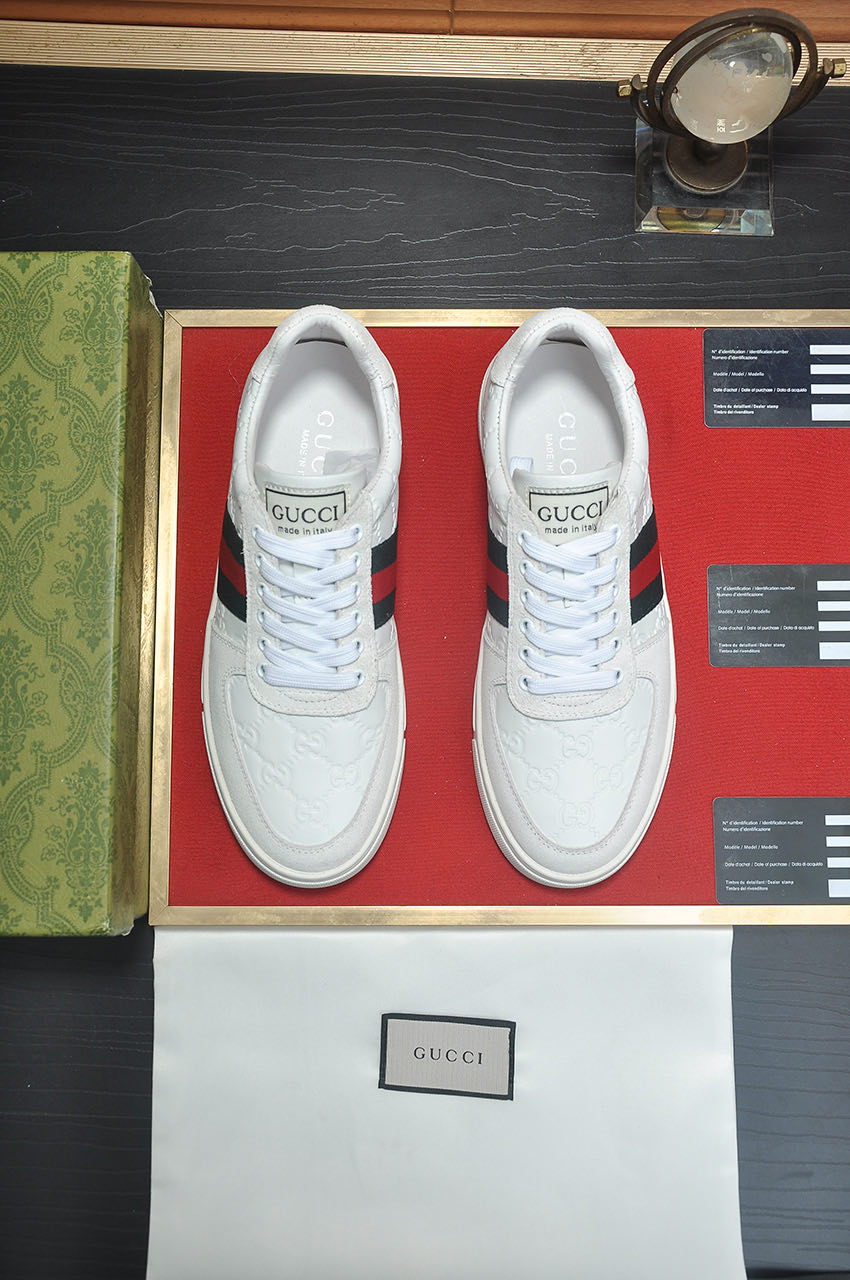 NO:270426,[GUCCI] Official website 1:1 sports men's shoes are on the market, using original fabric   water-dyed sheepskin inner lining, plus the original website 1:1 comfortable sole. Fashionable and versatile, super comfortable and breathable on the feet. Standard shoe size 38/45 (45 custom made without return or exchange), gucci, sheepskin19860909【GUCCI 古奇】官网1:1运动男鞋火爆上市,采用原版布料 水染羊皮内里,再加官网原版1:1舒适大底.时尚百搭,着脚超舒适、透气.标准鞋码38/45（45定做不退换),,gucci,sheepskin,Men's shoes