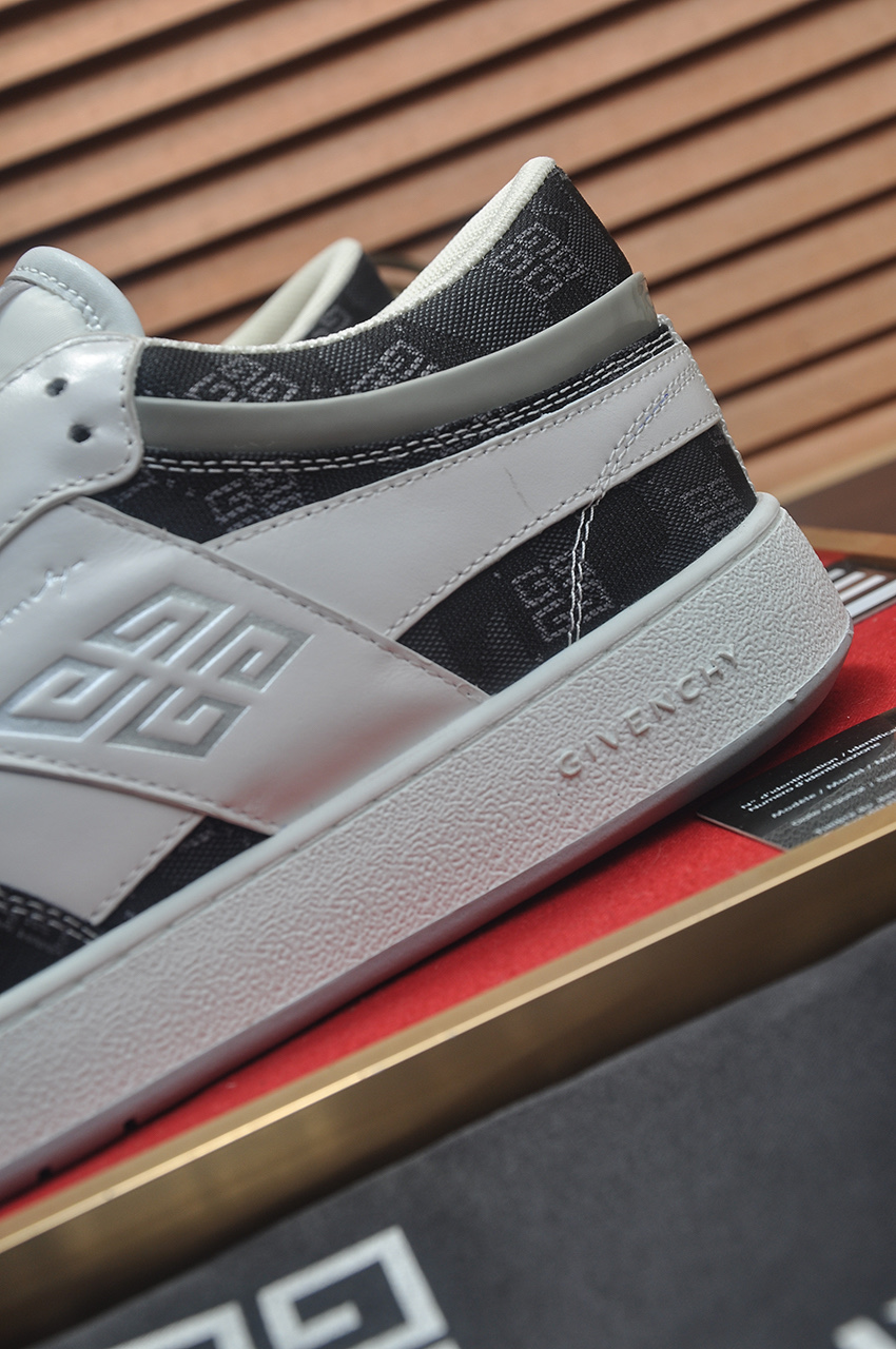Givenchy Men's City Sport Low Sneakers Designer Luxury Shoes 10 i1741106685617 2463 0 8