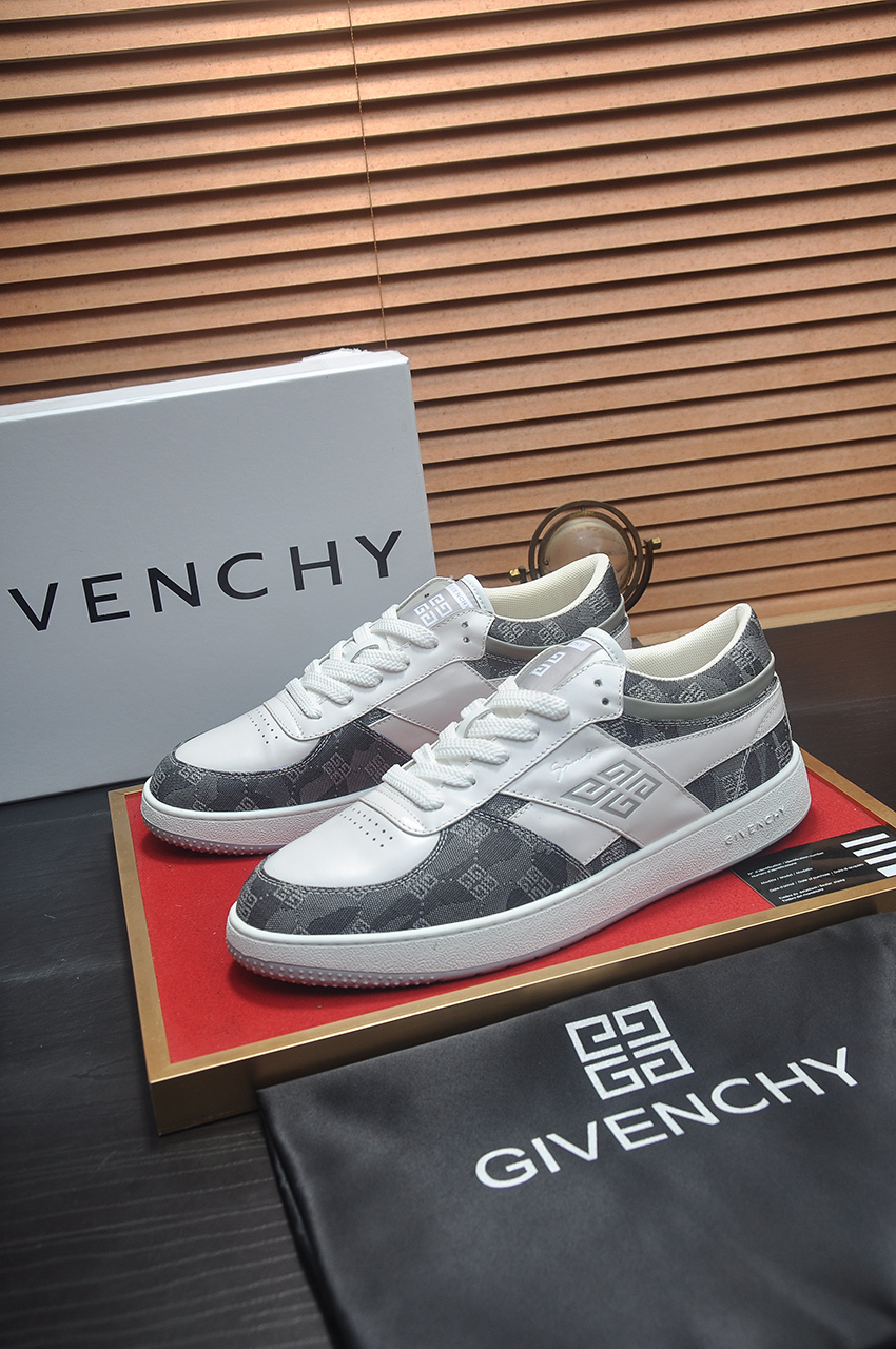 Givenchy Luxury Brand Printed Sneakers, Comfortable Rubber Sole, Sizes 38-45 5 i1741106709380 406 0 3