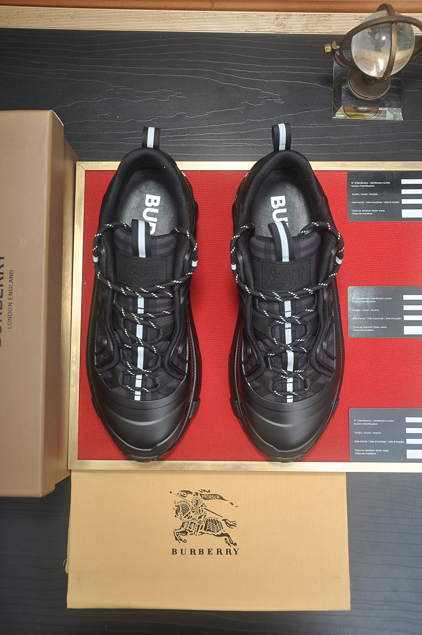 Burberry Classic Low-Top Sneakers in Black Check Leather, Size 38-44 3 i1742233885769 7976 0 1
