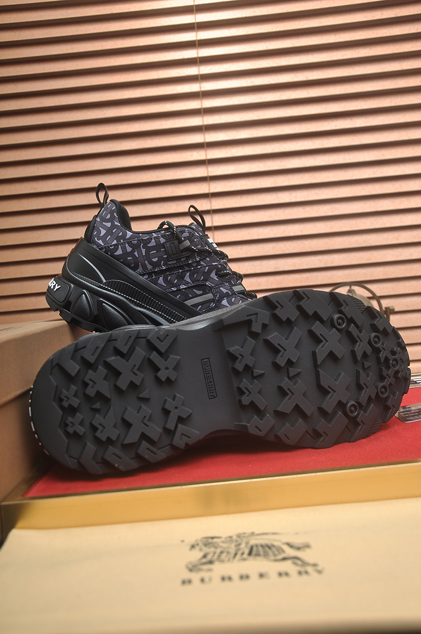 Burberry Low-Top Sneakers in Classic Check,Premium Leather Lining,Comfort Fit 8 i1742233979643 5593 0 6