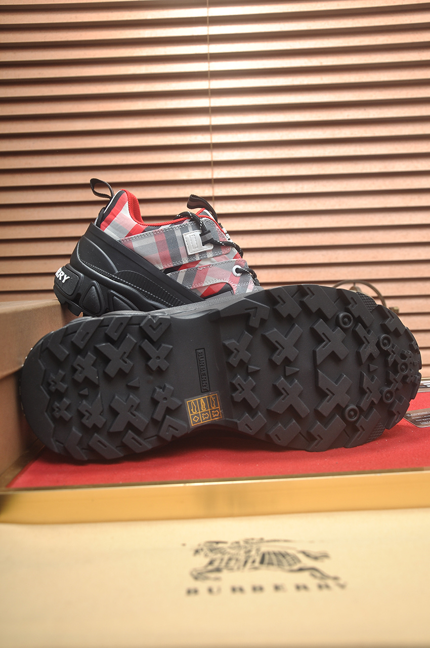Burberry Low-Top Sneakers in Classic Check, Leather Lined, Size 38-44 8 i1742233999384 7109 0 6