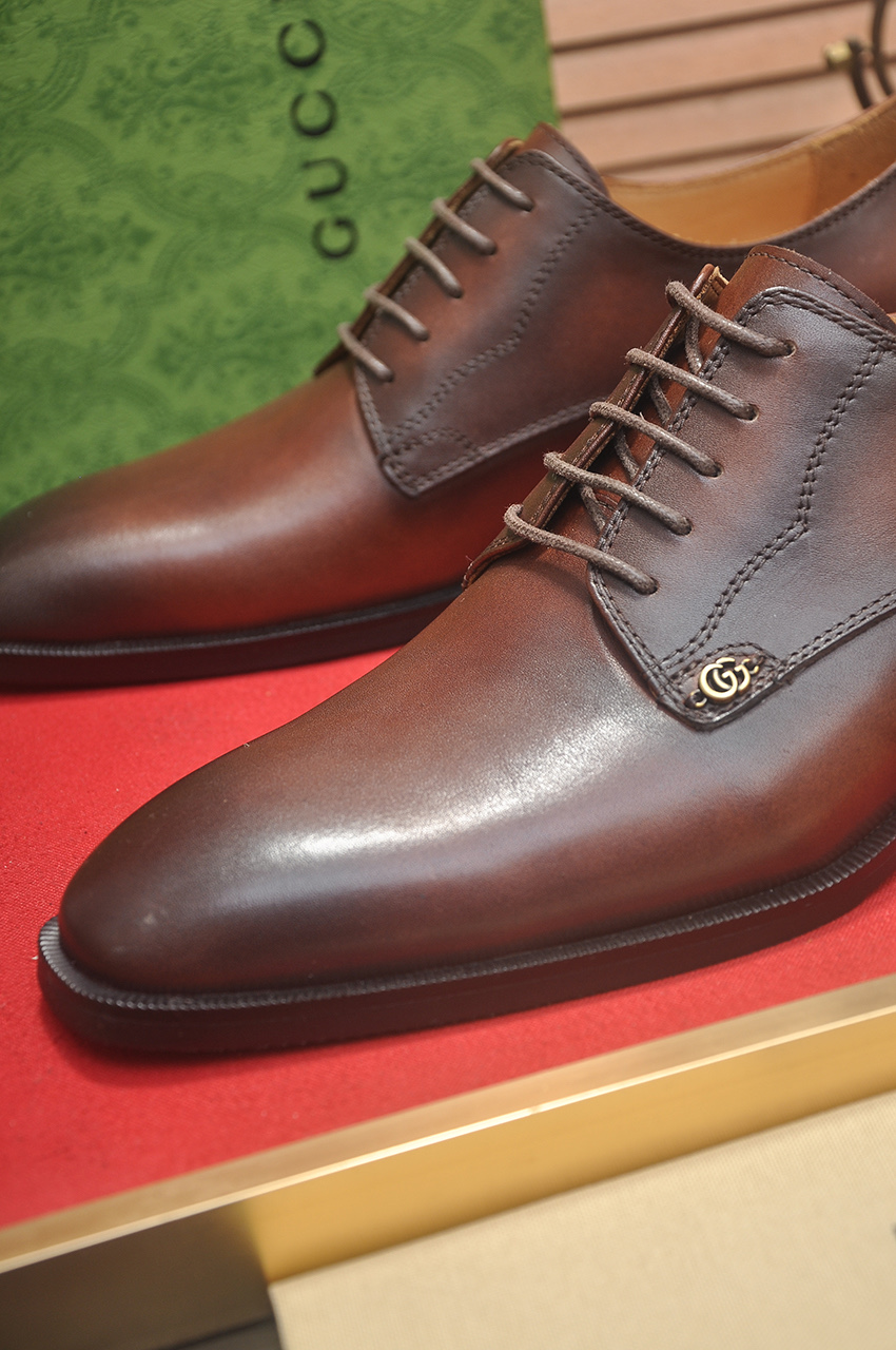 Gucci Men's Leather Dress Shoes, Brown Lace-Up Oxfords, Italian Craftsmanship 9 i1742234139789 1709 0 7