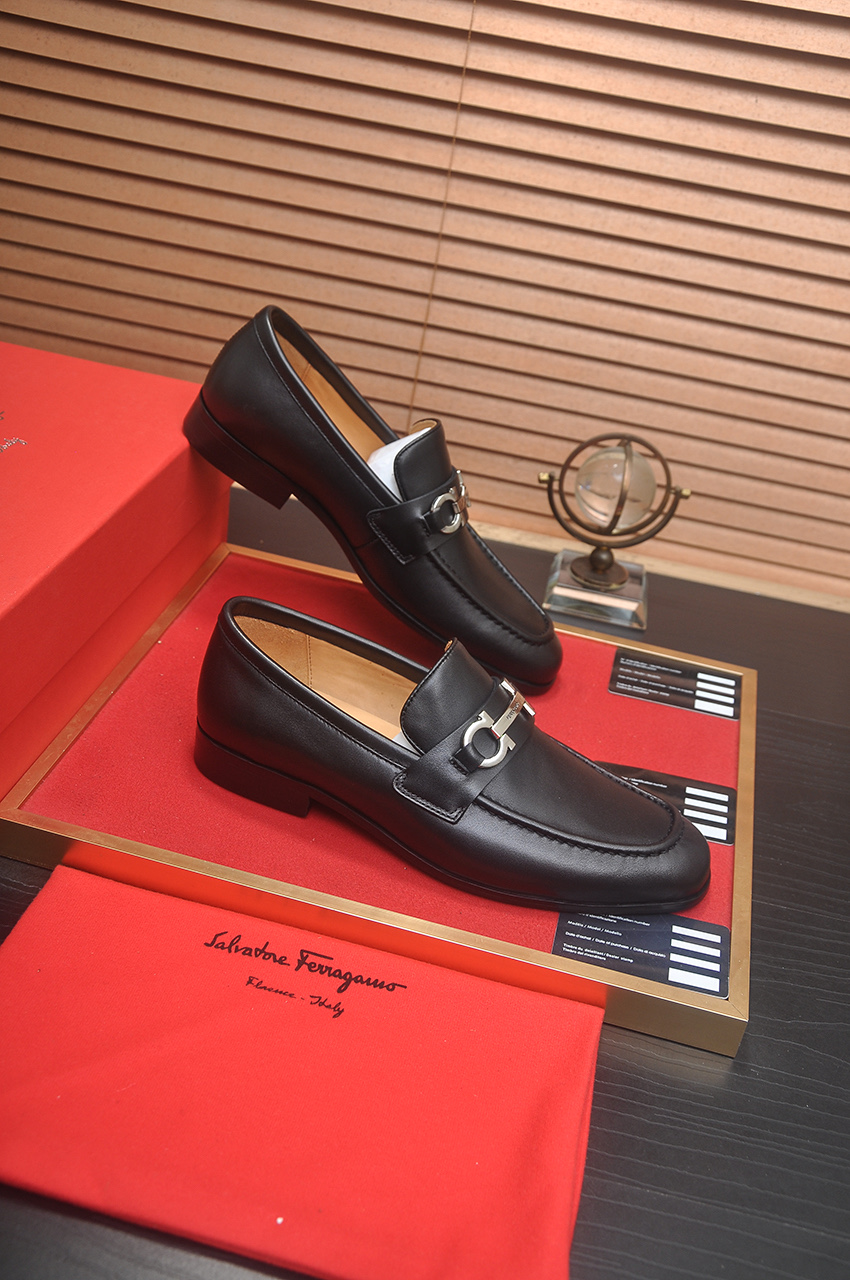 Ferragamo Men's Leather Loafers with Metal Buckle - Imported Quality 7 i1742234228944 7910 0 5