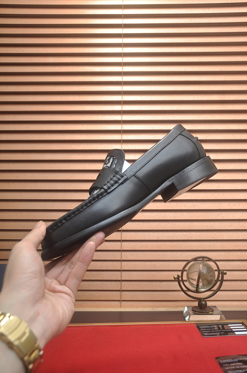 Dior Men's Loafers In Oblique Jacquard With Refined Leather 6 i1742234413650 4588 0 4