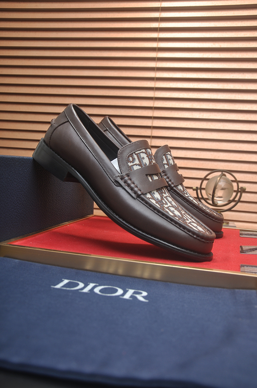 Dior Loafers in Brown Leather with Oblique Jacquard - Size 38-44 3 i1742234426581 617 0 1
