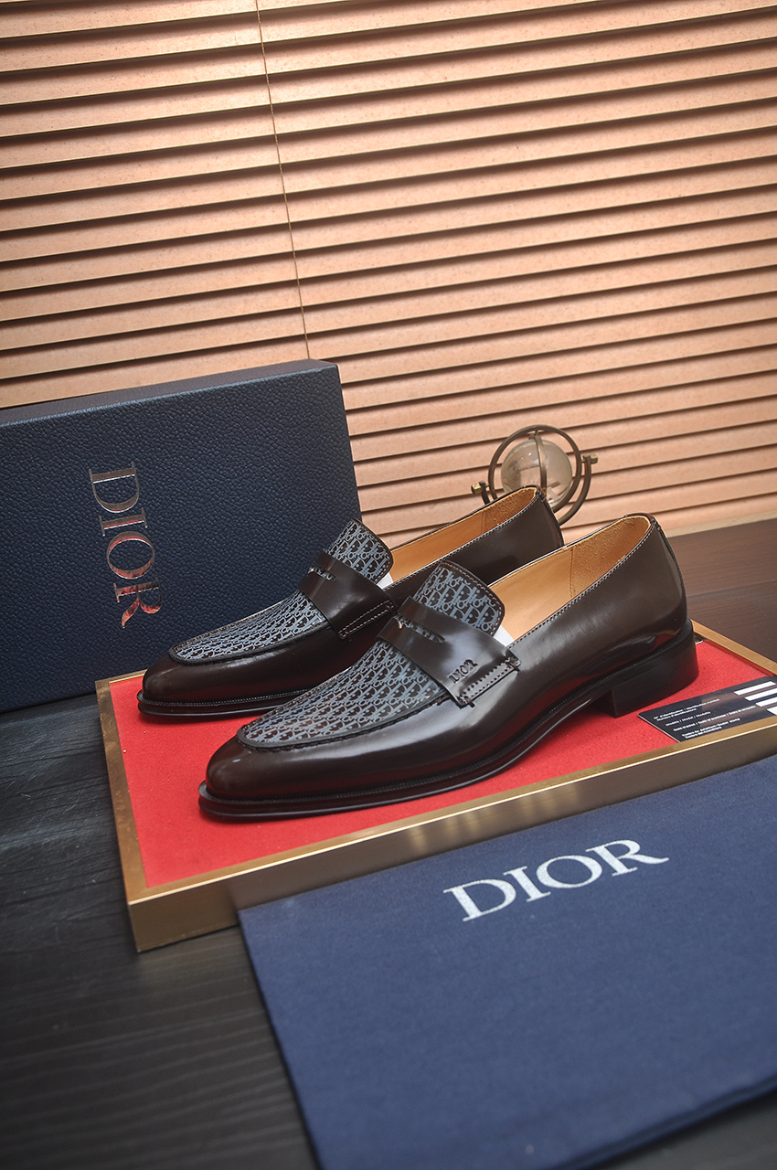 Dior Men's Loafers in Leather with Dior Oblique Motif - Brown 4 i1742234520762 218 0 2