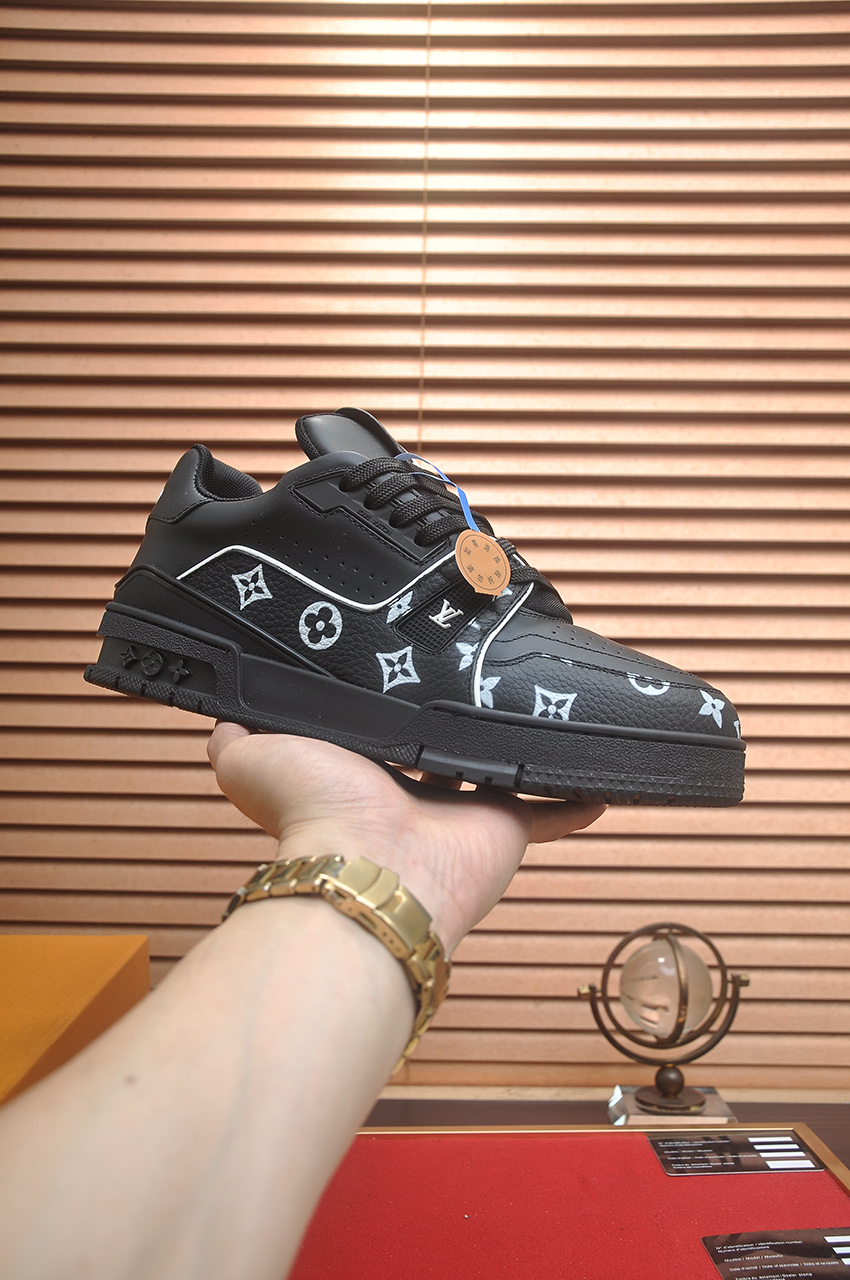 Louis Vuitton Trainer Maxi Sneaker Black Leather Monogram, Men's Size 39-45