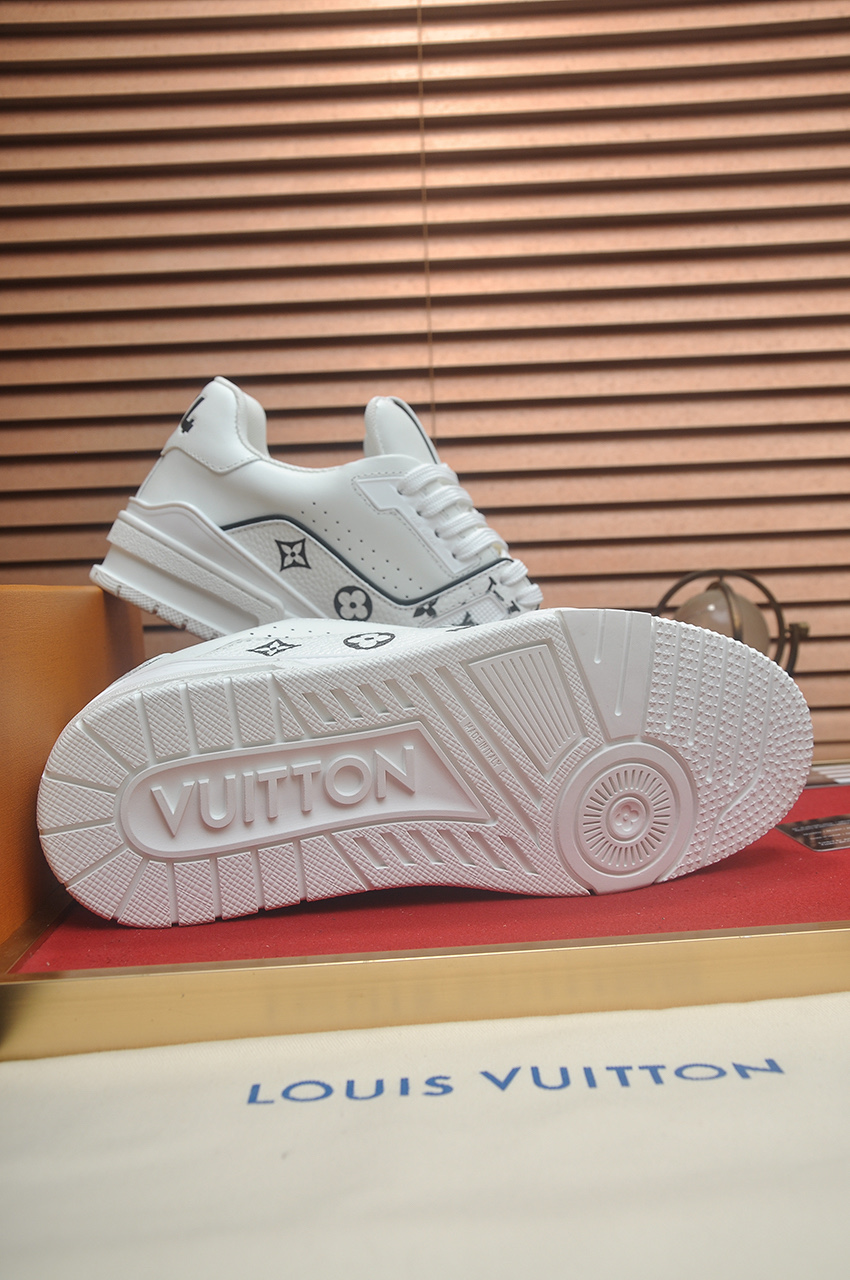 Louis Vuitton Trainer Maxi Sneaker: Leather, Monogram Design, Comfortable Fit 8 i1742577874883 2683 0 6