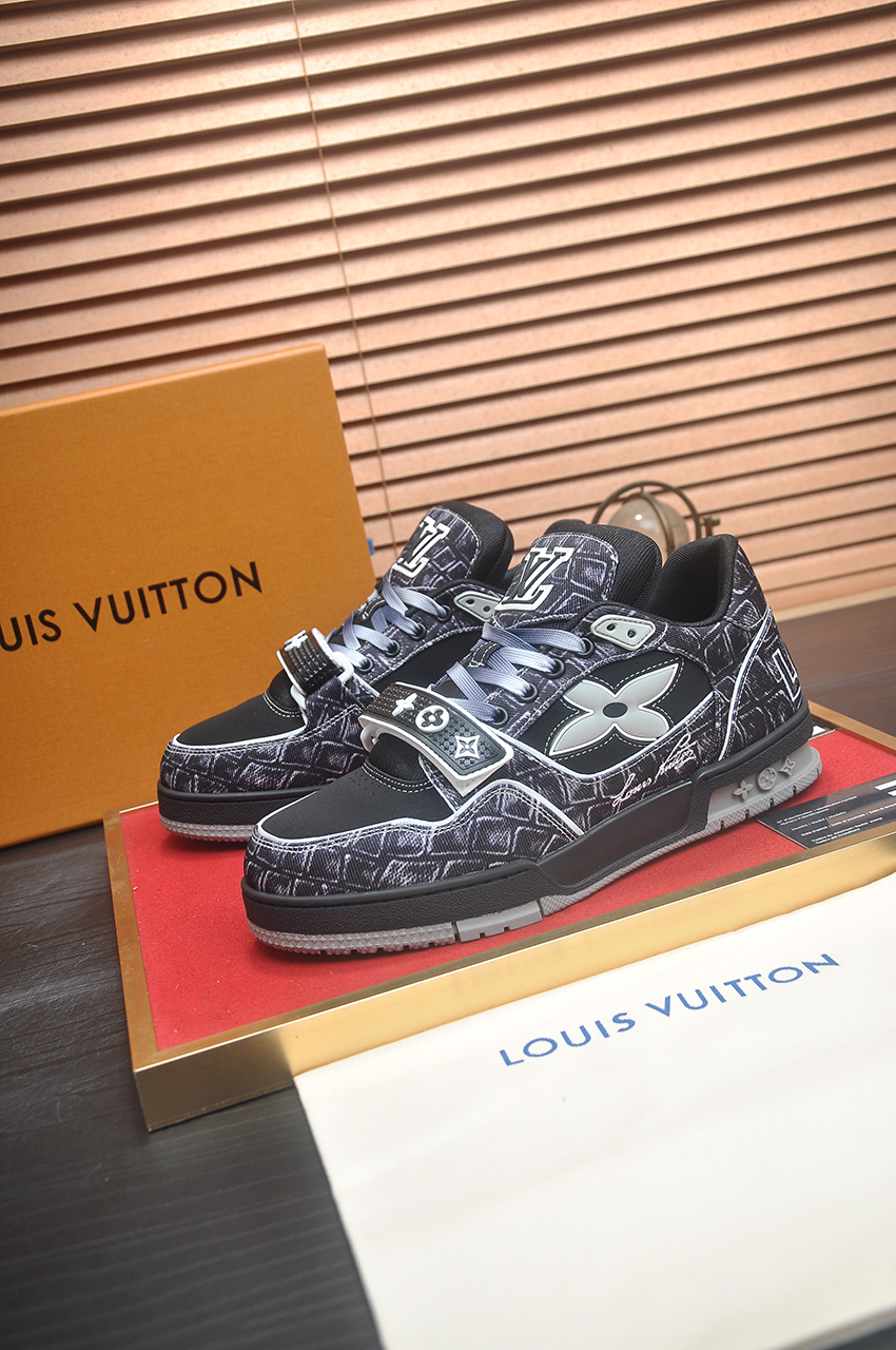 Louis Vuitton Trainer Maxi Sneakers: Luxury Leather Sneakers for Men & Women 5 i1742577974508 9940 0 3