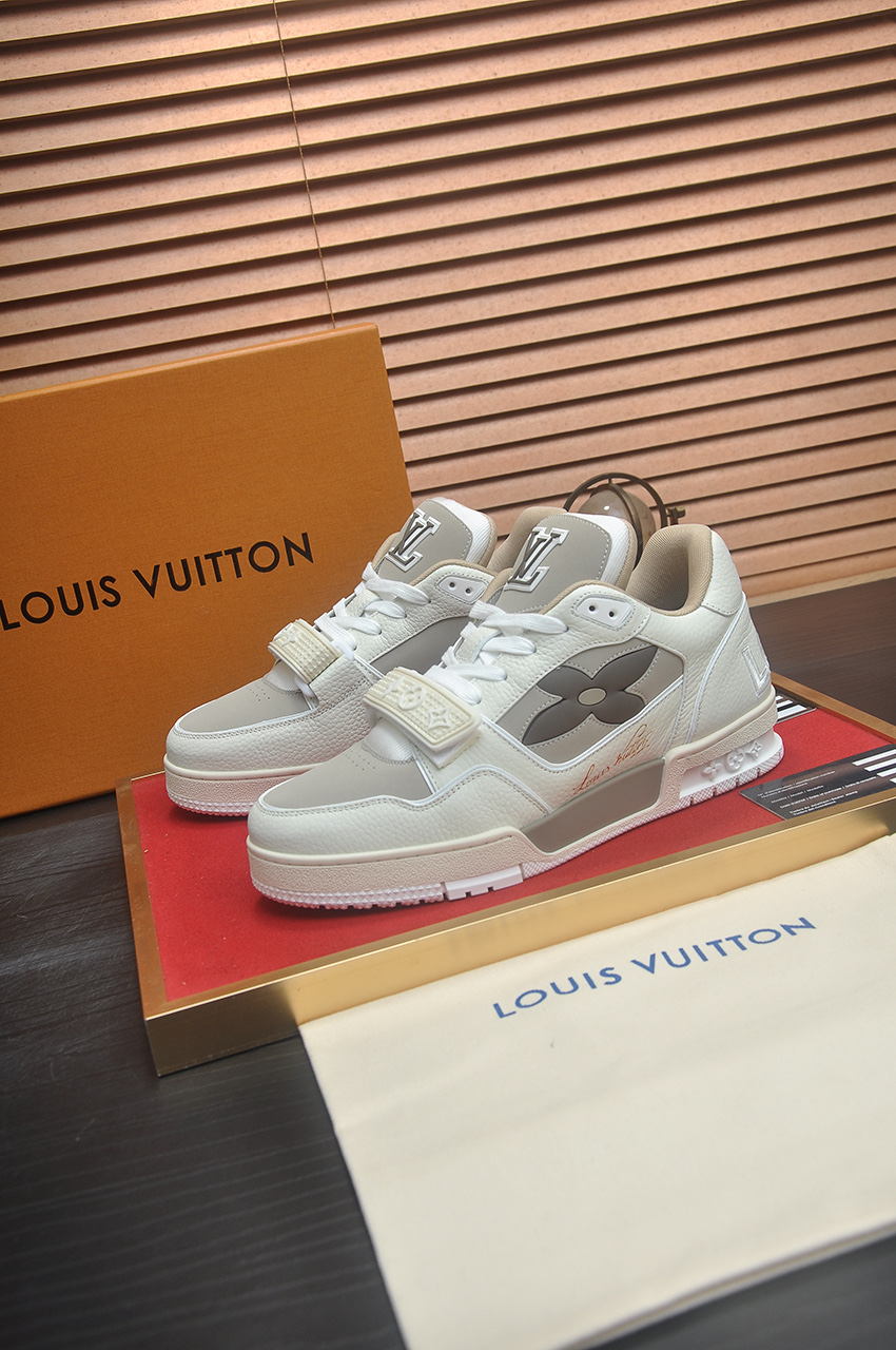 Louis Vuitton Trainer Maxi Sneaker: Premium Leather, Iconic Design 5 i1742577989086 1619 0 3