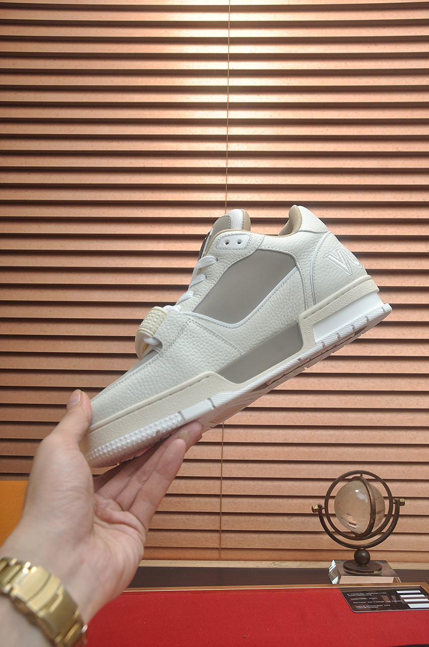Louis Vuitton Trainer Maxi Sneaker: Premium Leather, Iconic Design 6 i1742577989536 5937 0 4