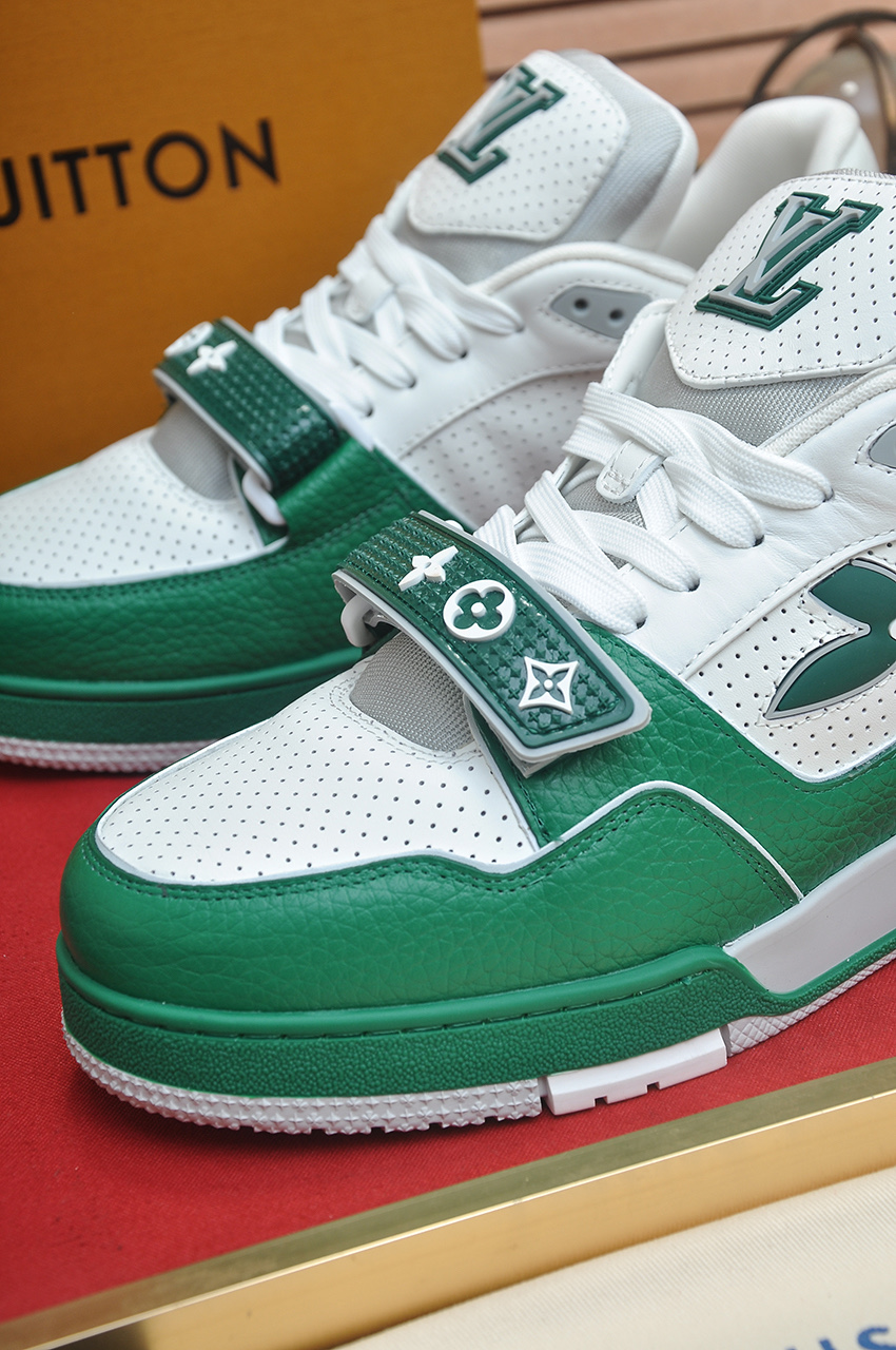 Louis Vuitton Trainer Maxi Sneakers White Green Leather Monogram,Limited Edition 9 i1742578187154 1245 0 7