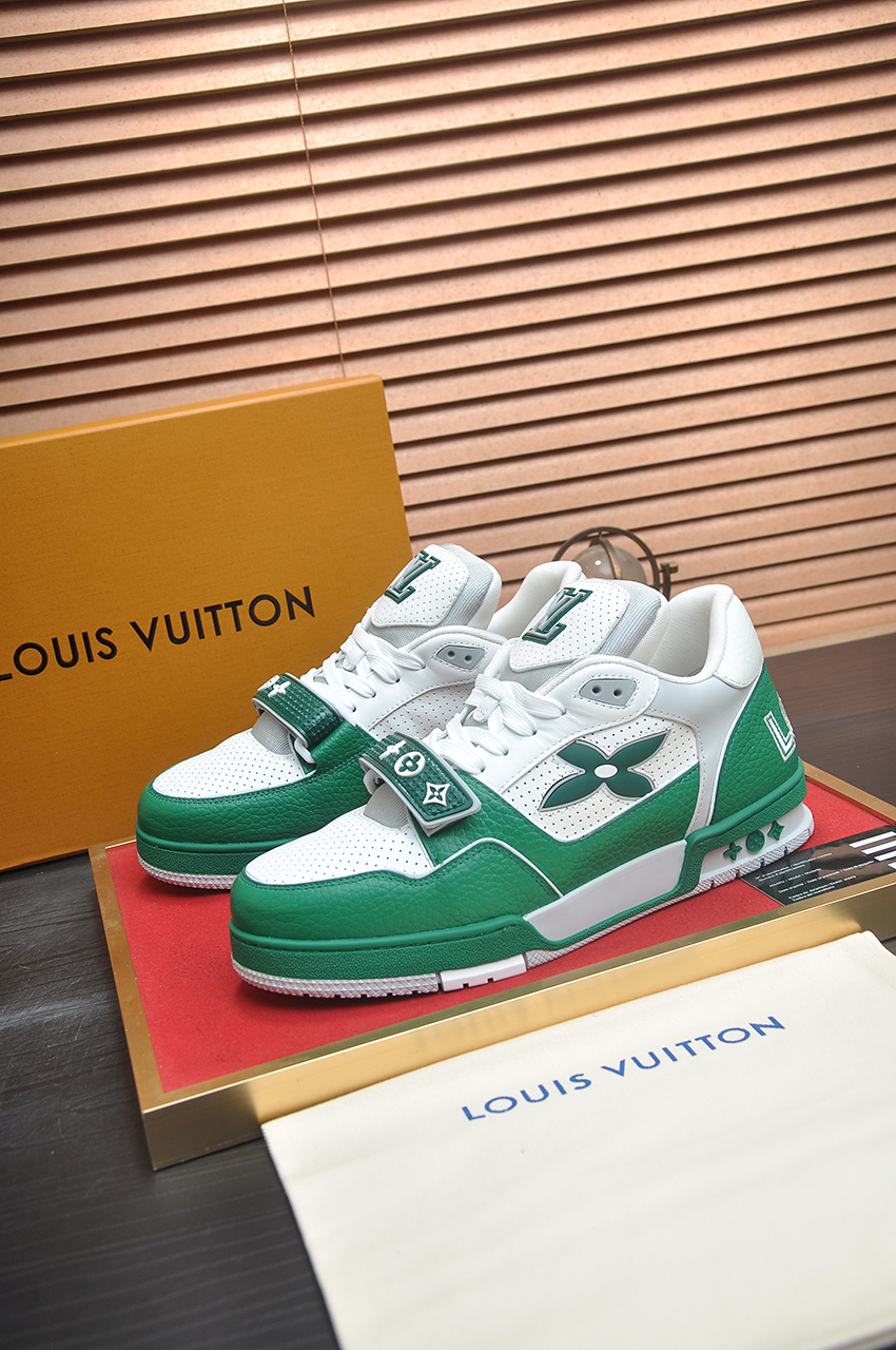 Louis Vuitton Trainer Maxi Sneakers White Green Leather Monogram,Limited Edition 5 i1742578187159 2197 0 3