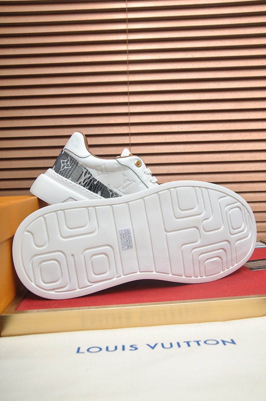 Louis Vuitton Men's Monogram Canvas Low Top Sneakers, White 8 i1742927349209 6935 0 6