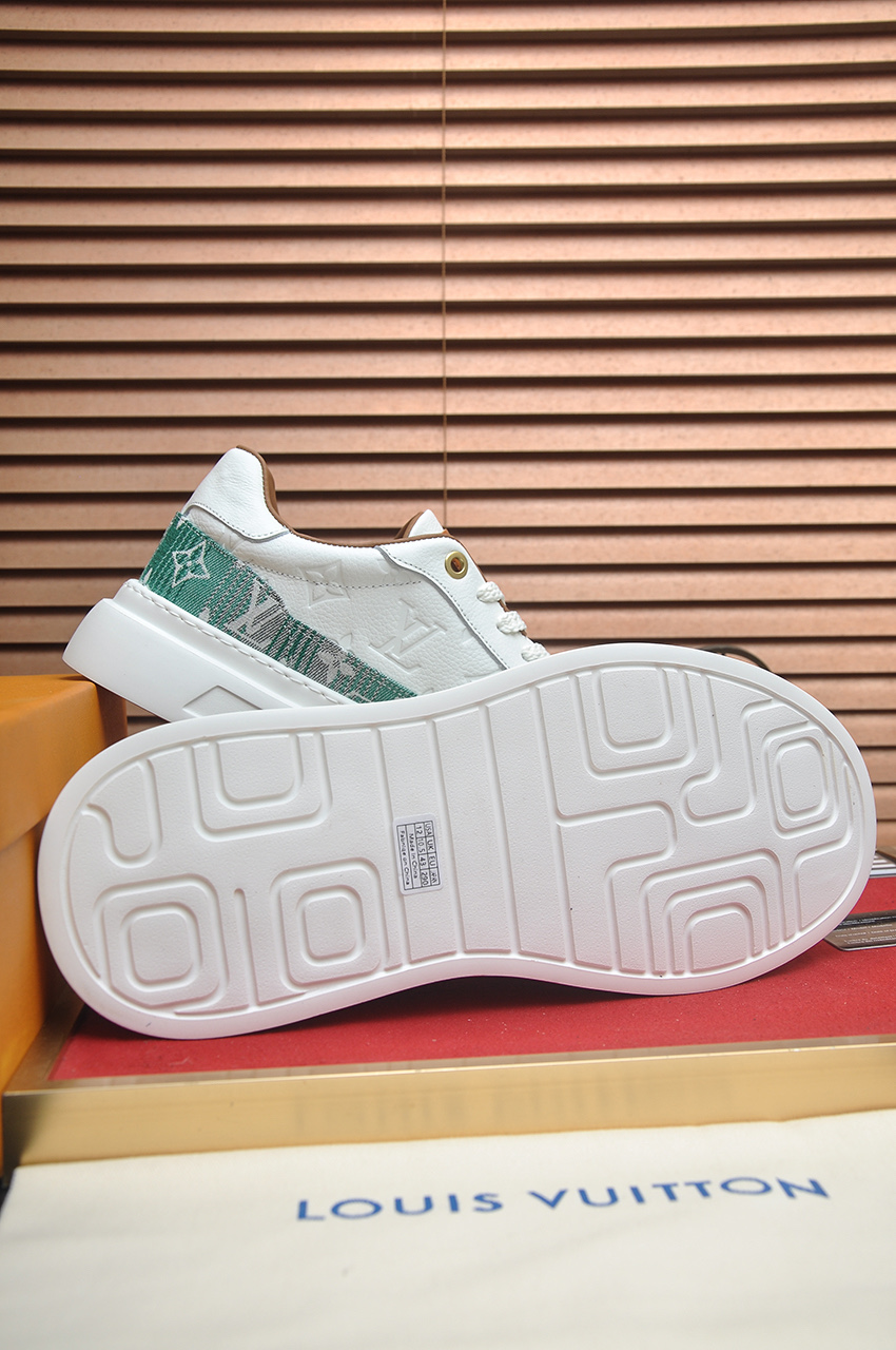 Louis Vuitton Men's White Leather and Green Monogram Low-Top Sneakers 8 i1742927377905 7279 0 6
