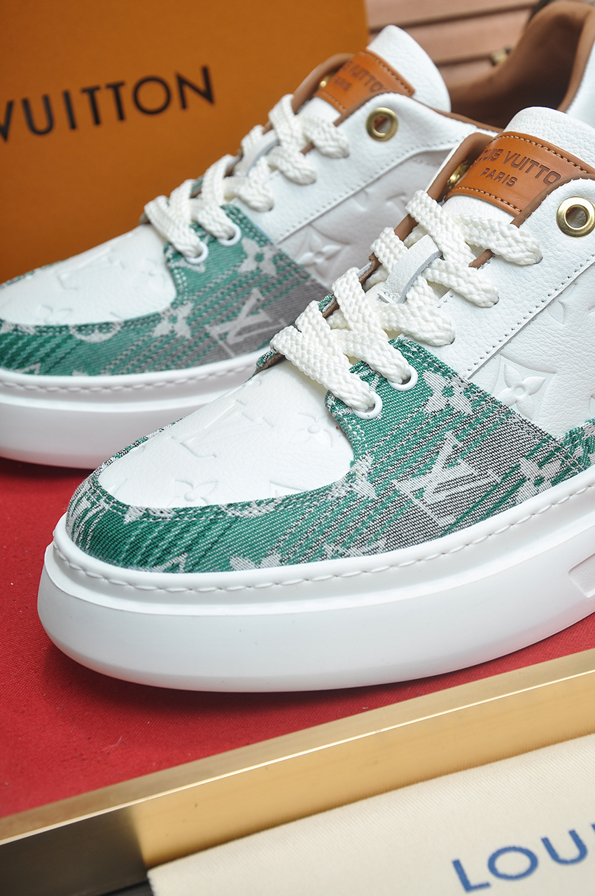 Louis Vuitton Men's White Leather and Green Monogram Low-Top Sneakers 9 i1742927378446 9706 0 7
