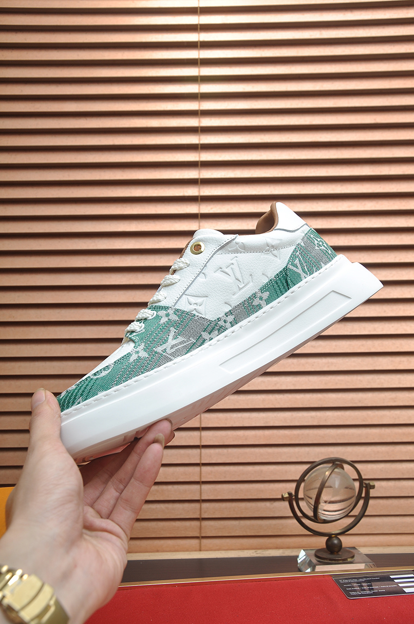 Louis Vuitton Men's White Leather and Green Monogram Low-Top Sneakers 6 i1742927378462 9212 0 4