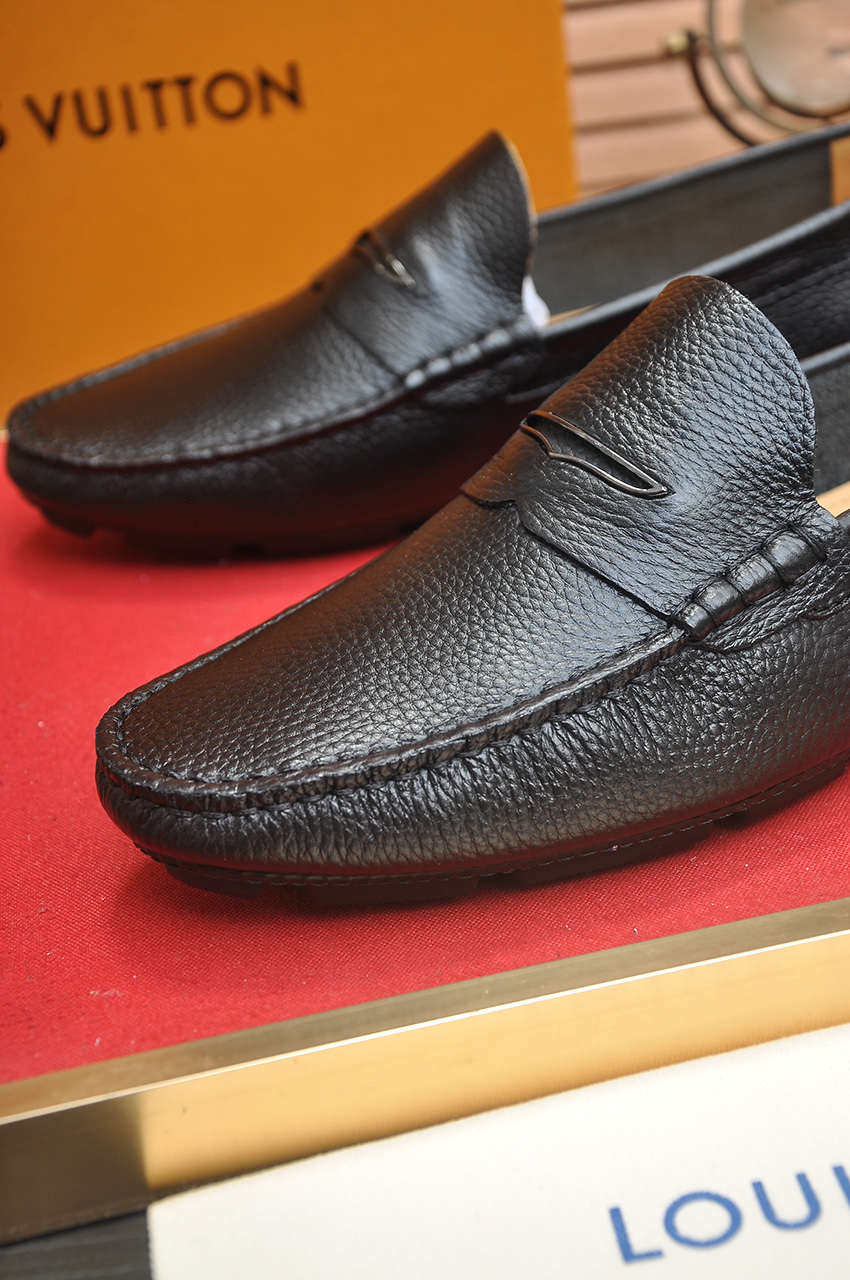 Louis Vuitton Men's Black Leather Loafers - Comfortable & Stylish Shoes 9 i1743097908406 2280 0 7