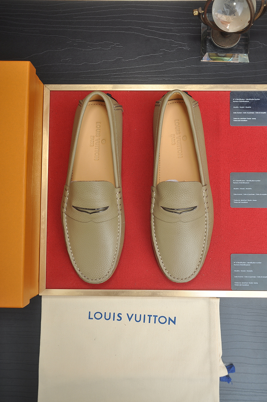 Louis Vuitton Men's Leather Loafers, Comfortable and Stylish, Sizes 38-44 2 i1743097957659 7693 0 0