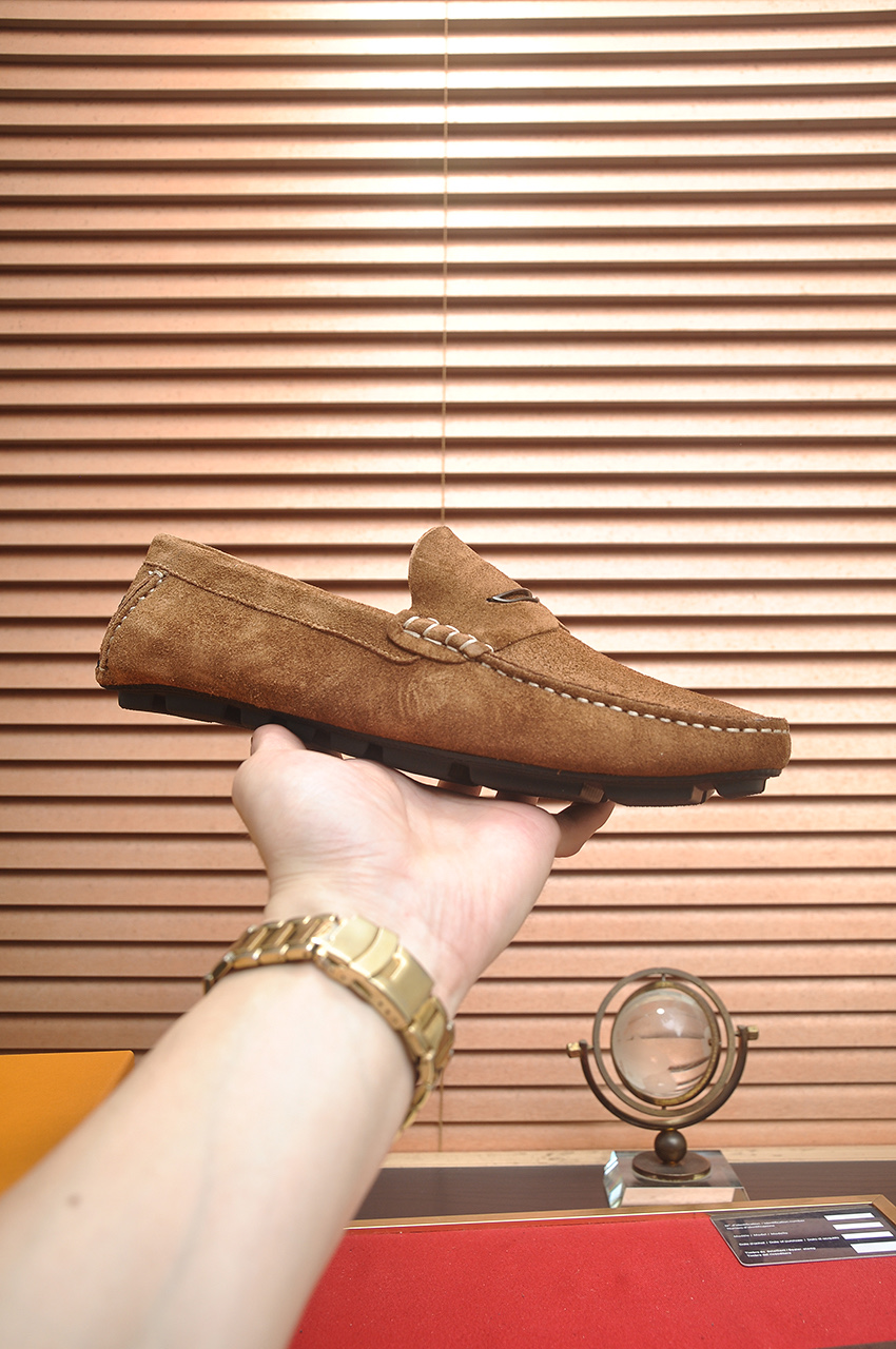 Louis Vuitton Men's Suede Leather Loafers - Comfortable and Stylish 5 i1743098023411 9669 0 3