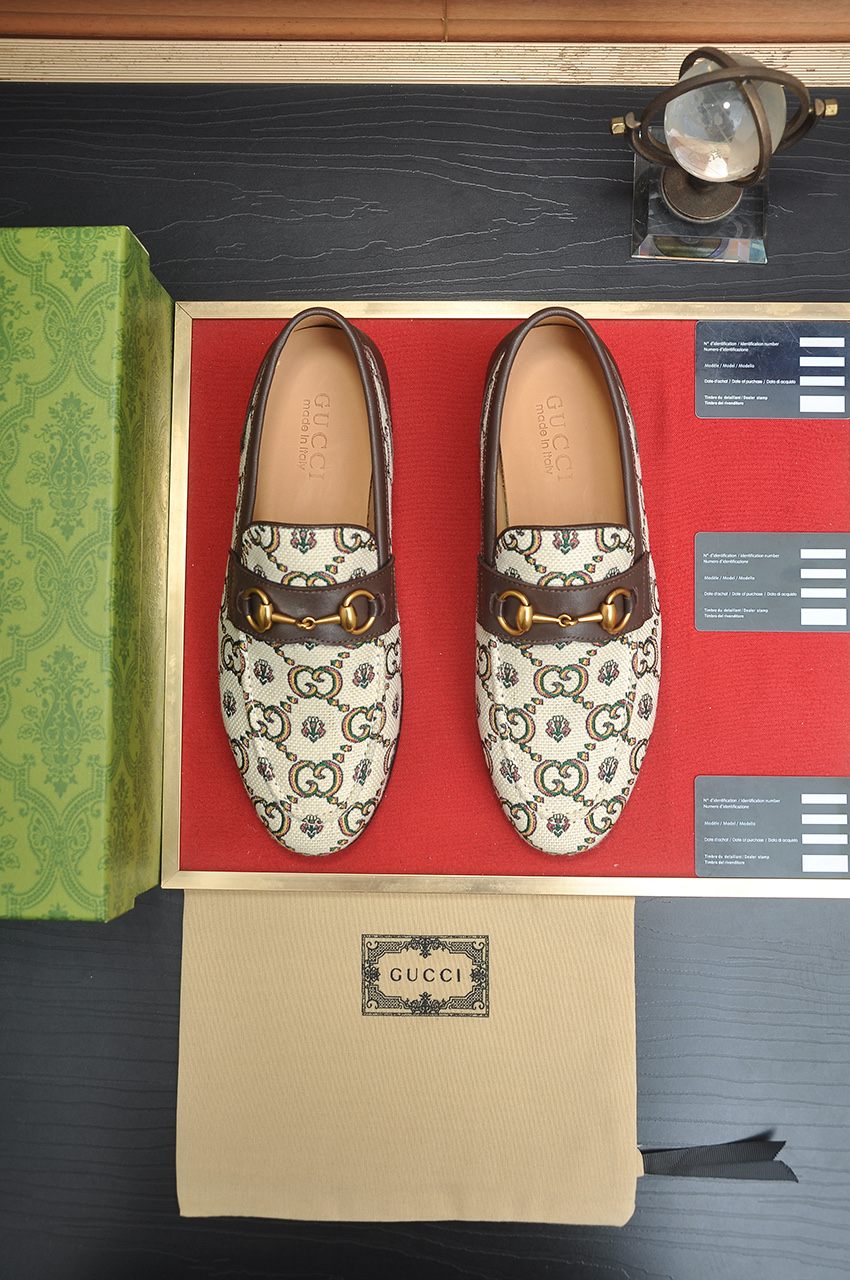 Gucci Men's GG Jacquard Loafers Leather Trim Slip-On Dress Shoes 2 i1743270488721 5804 0 0
